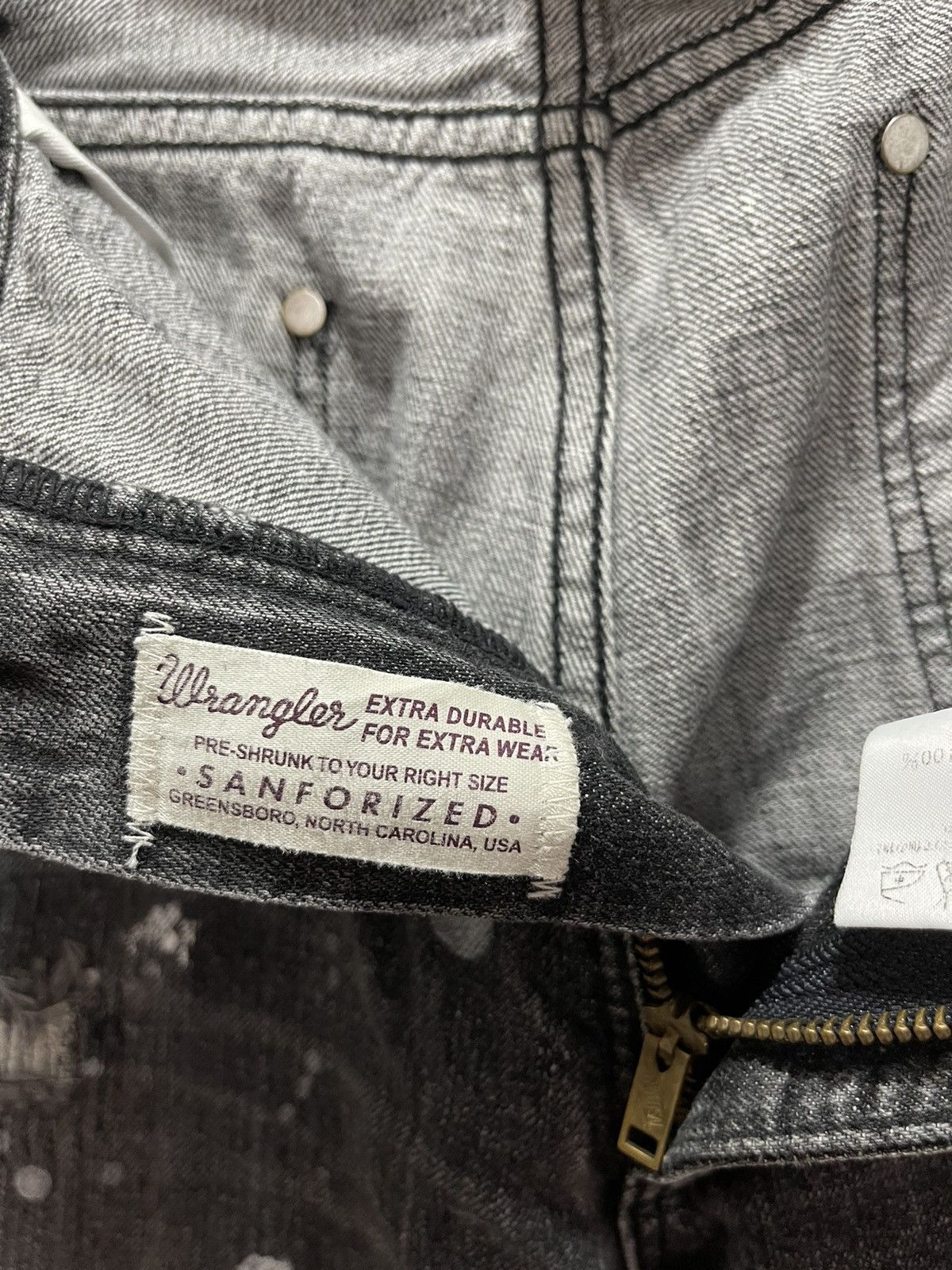 Japanese Brand VINTAGE WRENGLER PATCHWORK RIPPED SPLATTER PAINTS DISTRESSED Size US 32 / EU 48 - 19 Thumbnail
