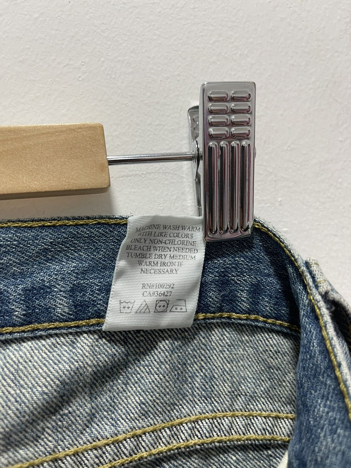 Earl Jeans VINTAGE EARL JEAN RIPS WASHED BLUE DISTRESSED DENIM Size US 30 / EU 46 - 18 Thumbnail