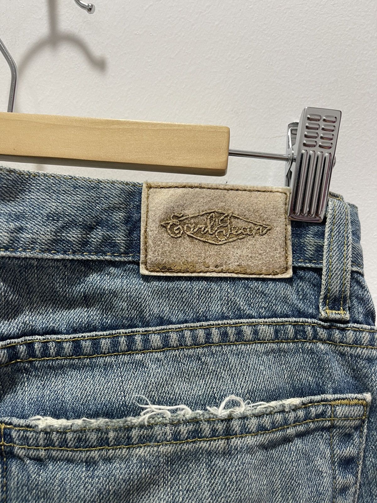 Earl Jeans VINTAGE EARL JEAN RIPS WASHED BLUE DISTRESSED DENIM Size US 30 / EU 46 - 15 Thumbnail
