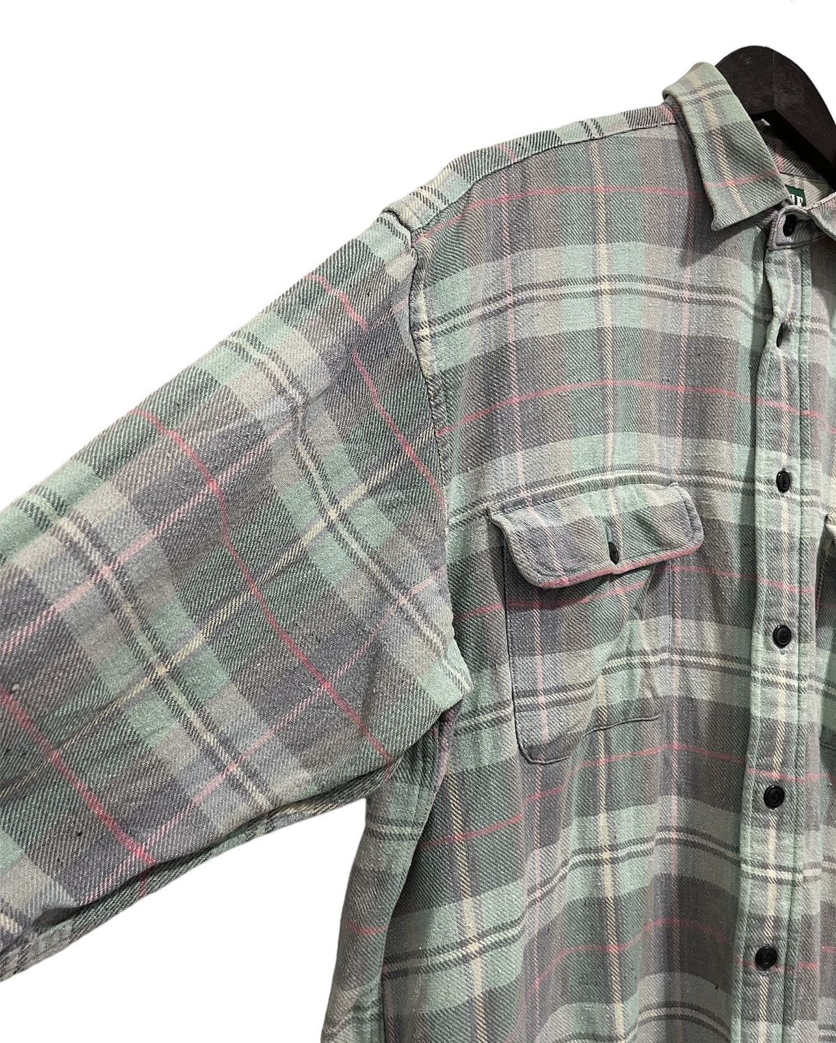 American Eagle Outfitters AMERICAN EAGLE OUTFITTERS DOUBLE POCKET TARTAN FLANNEL Size US L / EU 52-54 / 3 - 4 Thumbnail