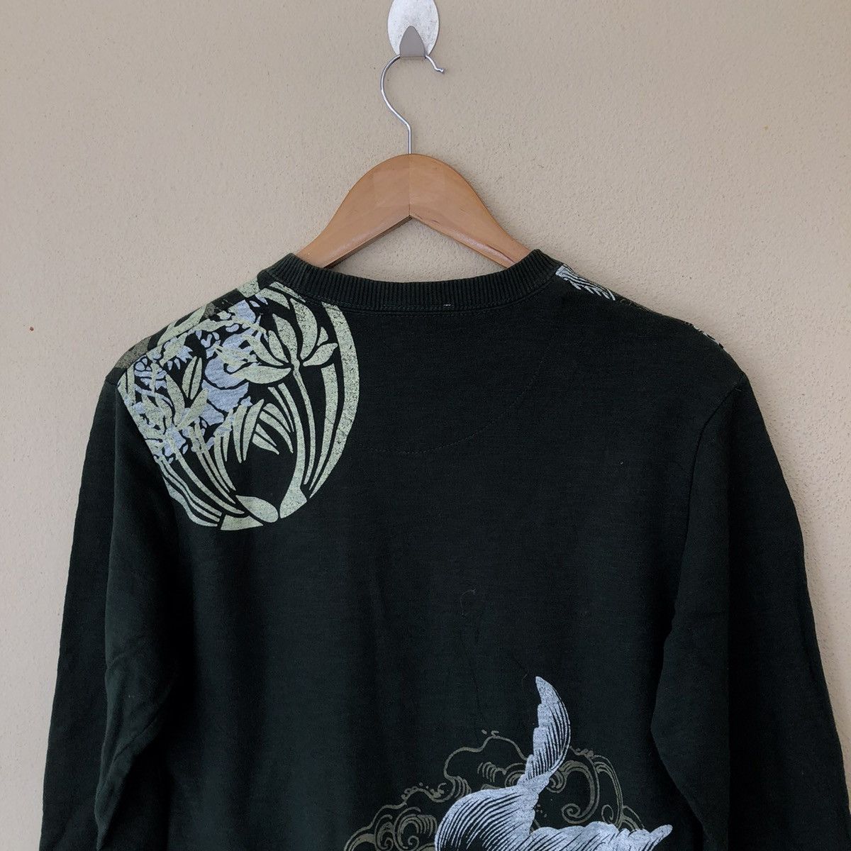 Japanese Brand VINTAGE LONG SLEEVE SWEATSHIRT KOI FISH SUKAJAN FULL PRINT Size US M / EU 48-50 / 2 - 10 Thumbnail