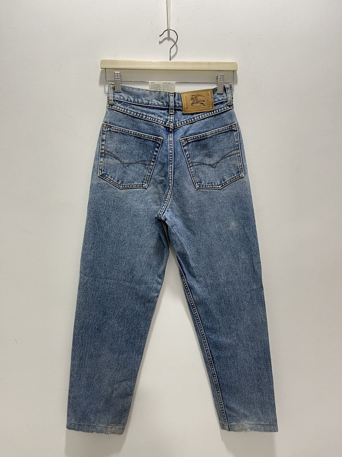 Burberry × Vintage BURBERRY TAPPERED DISTRESSED DENIM JEANS Size 26" / US 2 / IT 38 - 1 Thumbnail