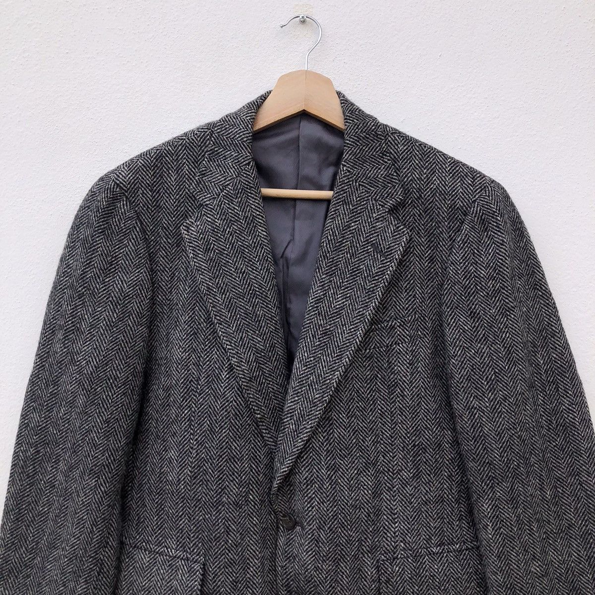 Harris Tweed HAND WOVEN HARRIS TWEED 100% WOOL COAT NEW YORKER Size US M / EU 48-50 / 2 - 3 Thumbnail