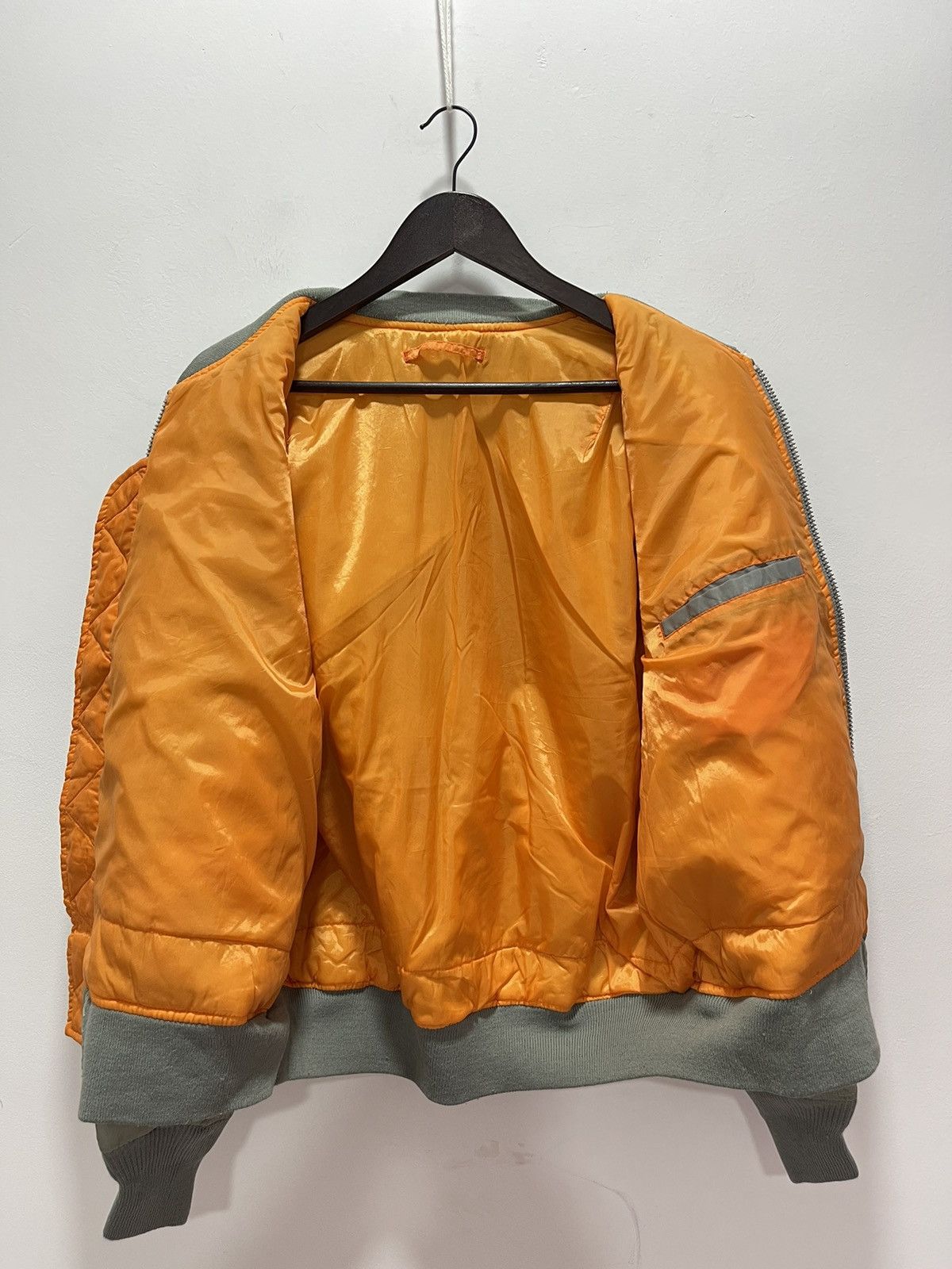 Vintage VINTAGE USAF MA-1 MILITARY BOMBER JACKET Size US L / EU 52-54 / 3 - 7 Thumbnail