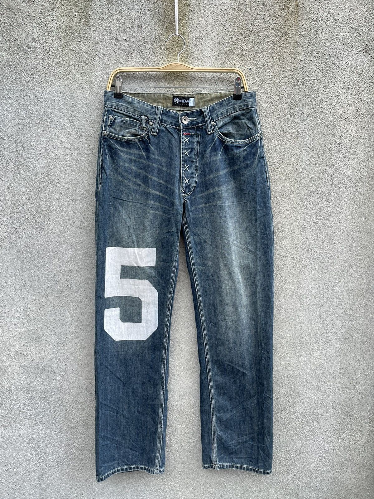 Japanese Brand REALBVOICE INTERNATIONAL PRINTED DISTRESSED DENIM Size US 32 / EU 48 - 8 Thumbnail