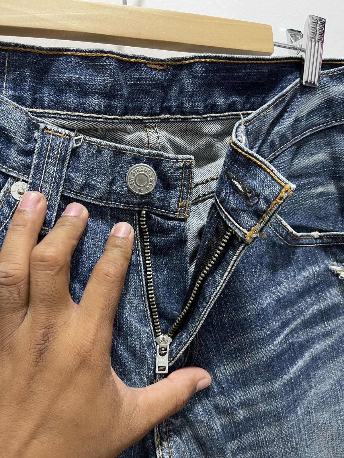 Levi's × Levi's Vintage Clothing × Vintage LEVIS 708 SPLATTERED PAINT NON SELVEDGE DISTRESSED JEANS Size US 31 - 13 Thumbnail