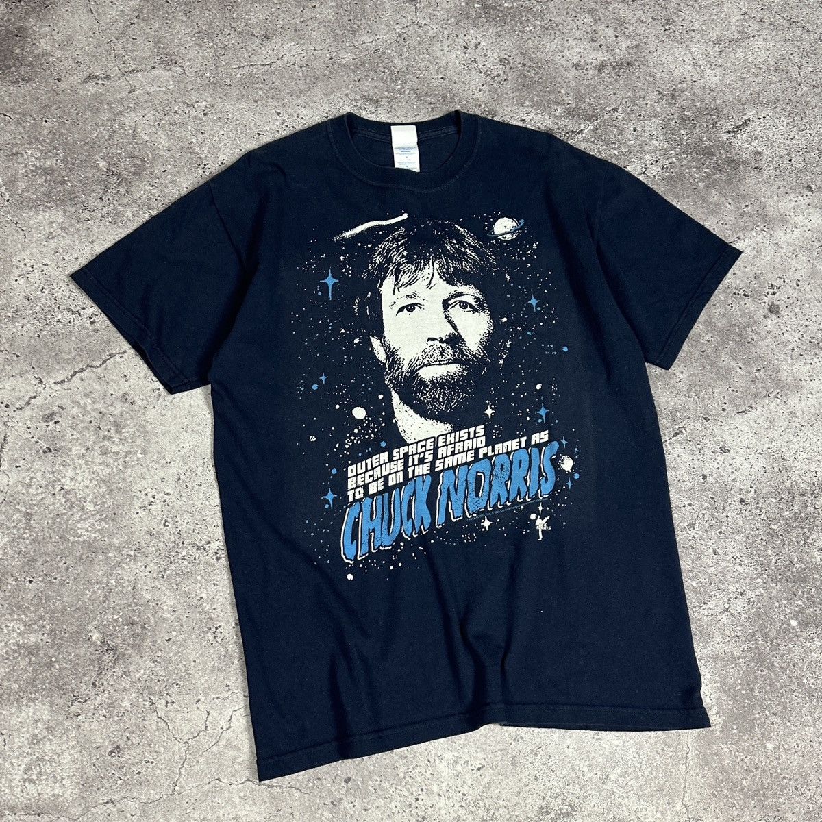 Vintage Vintage 00s Chuck Norris Planet Humor tee Movie Artist Y2K Size US M / EU 48-50 / 2 - 3 Thumbnail