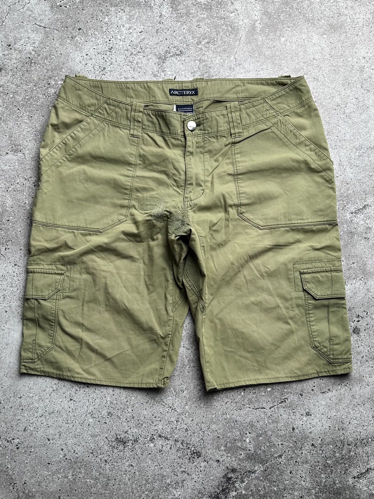 Arc'teryx Rampart Cargo Short - Men's main image 0