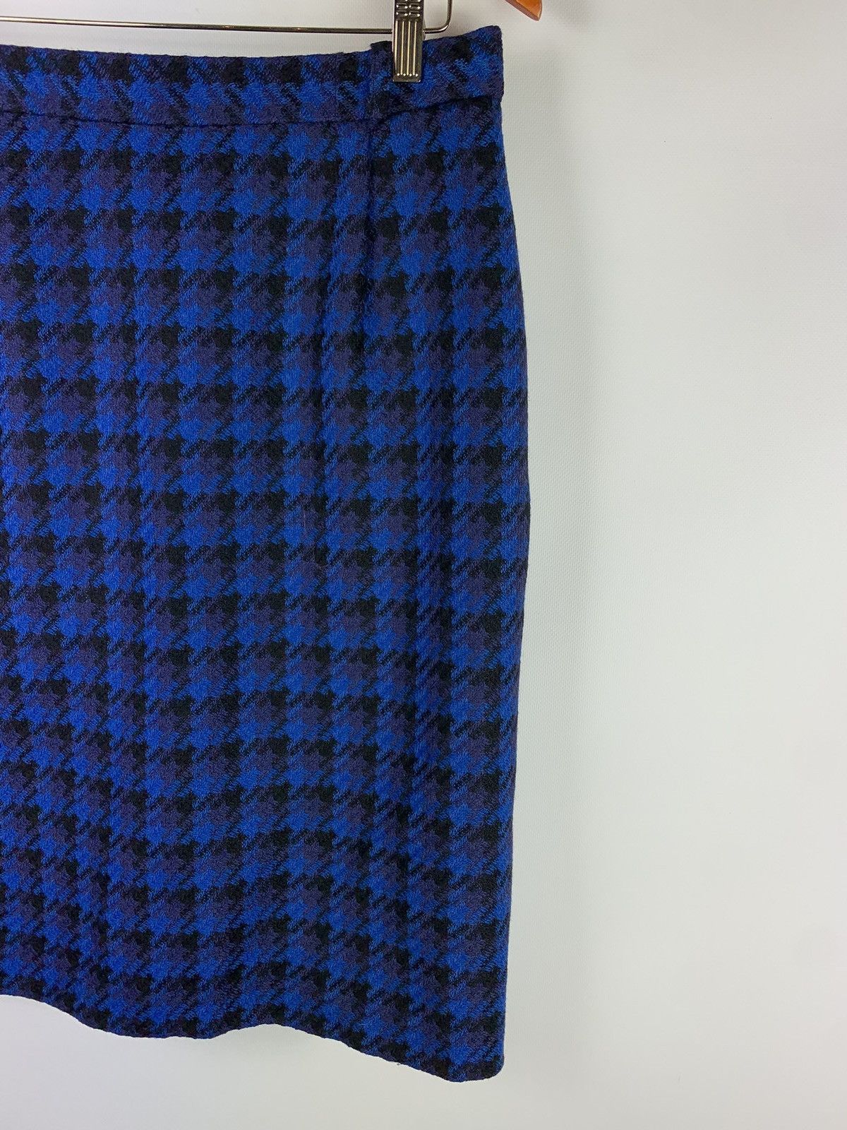 Vintage Givenchy En Plus women’s vintage wool tweed skirt size 42 Size 28" / US 6 / IT 42 - 2 Thumbnail