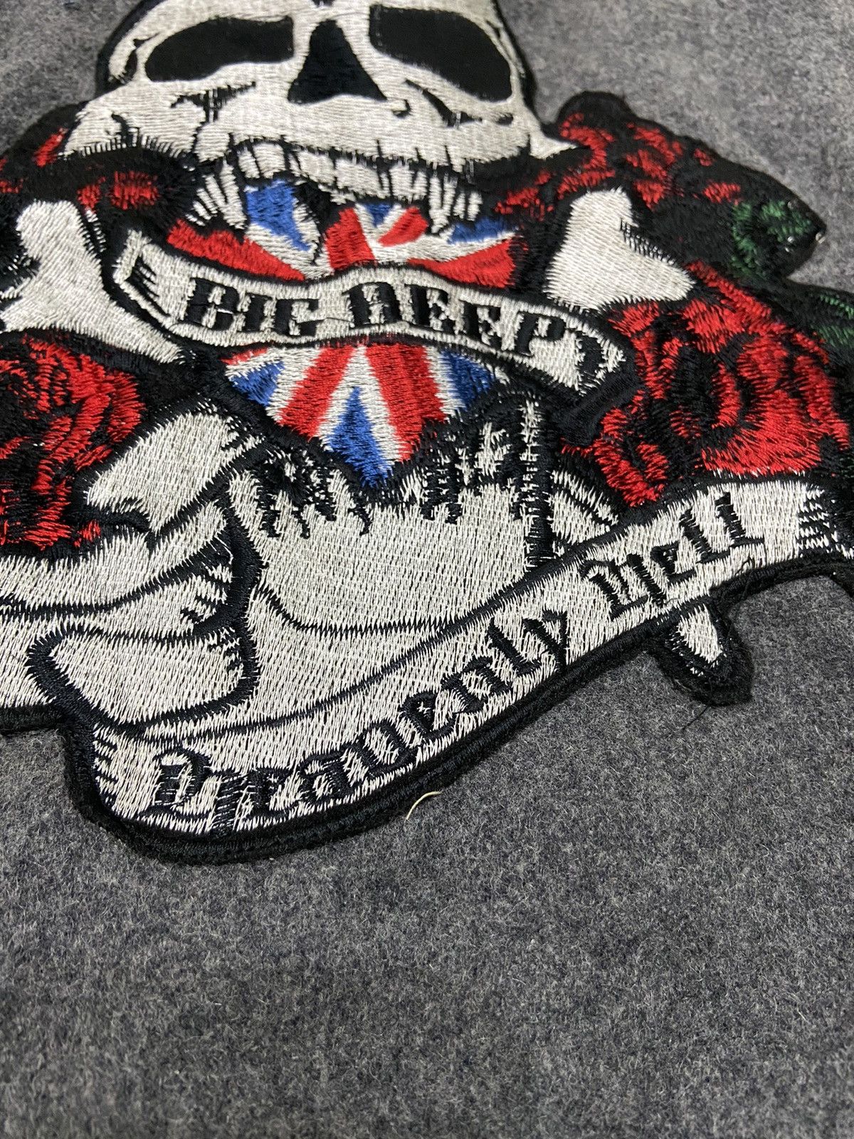 Johnbull Vintage 90’s John Bull Skulls Varsity Size US M / EU 48-50 / 2 - 4 Thumbnail