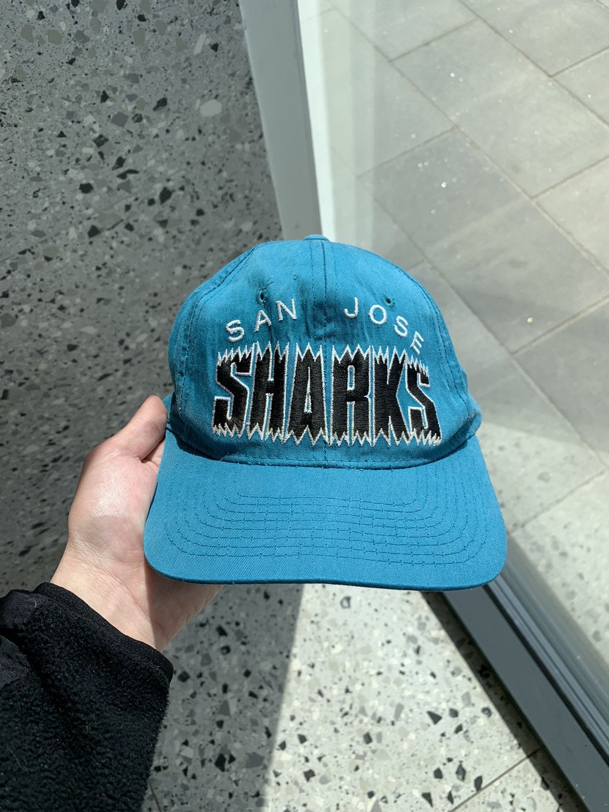 Starter × Vintage Vintage 90s San Jose Sharks Starter Snapback Hat Style Size ONE SIZE - 1 Thumbnail