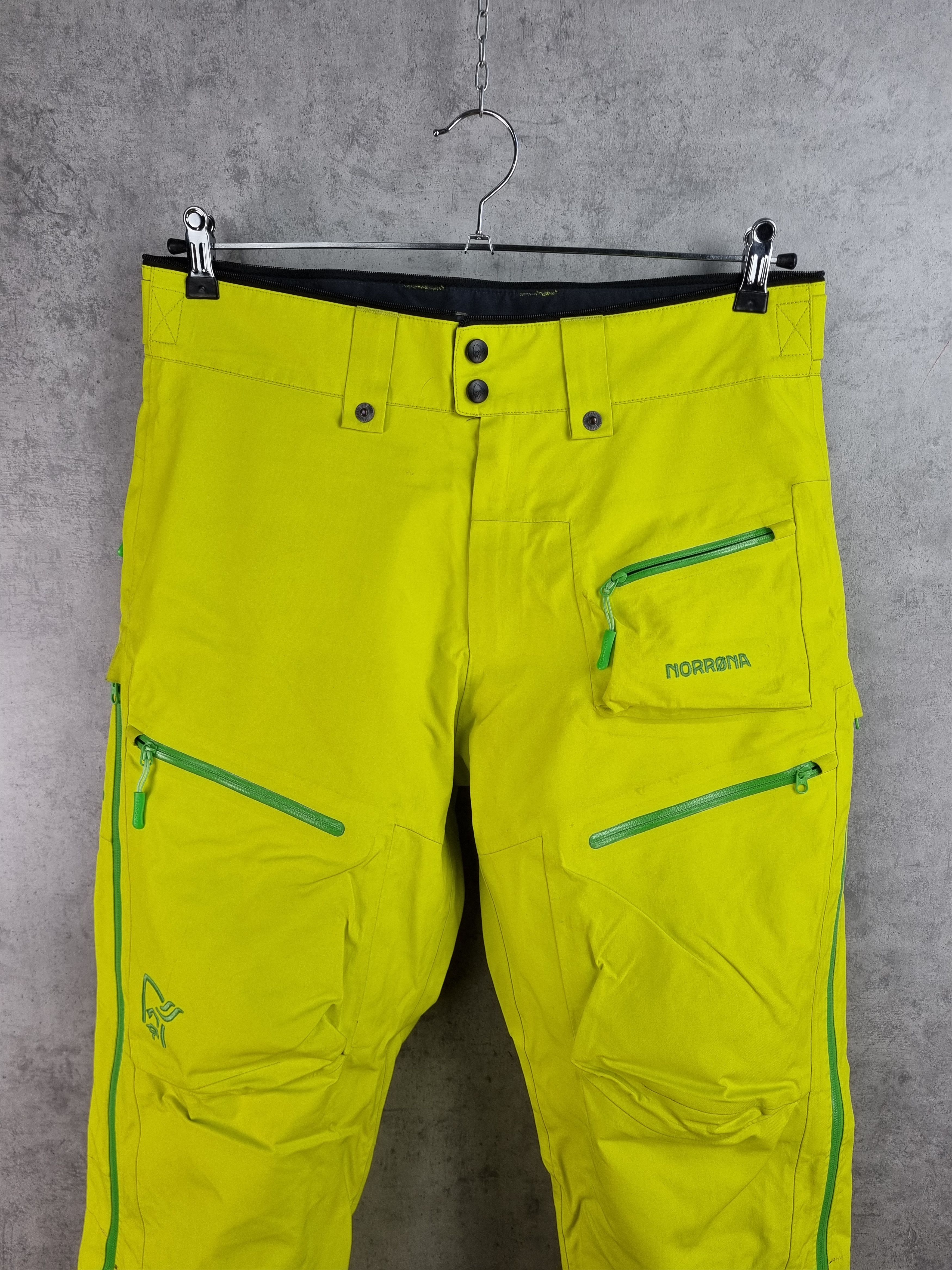 Goretex × Norrona LOFOTEN GORETEX CARGO PANTS Size US 31 - 3 Thumbnail