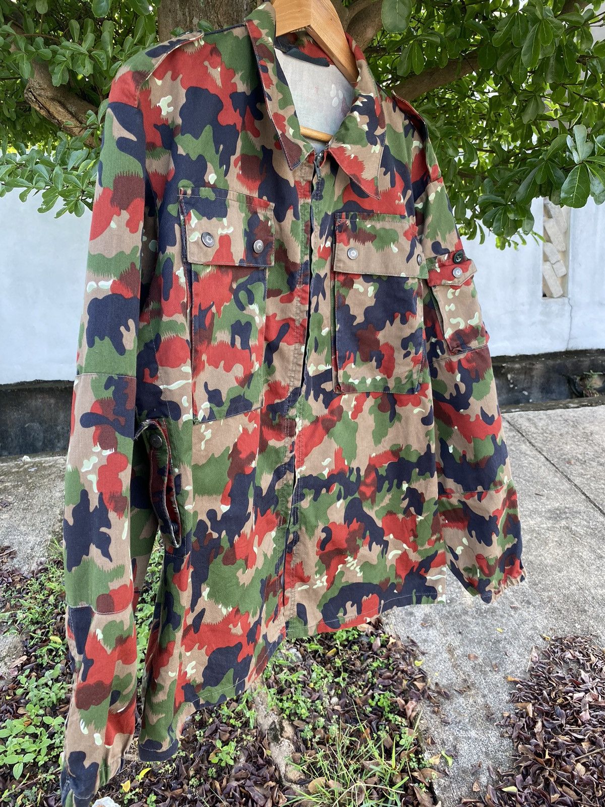 Other Vintage Swiss Army Jacket / Vintage Camo Military Jacket Size US L / EU 52-54 / 3 - 5 Thumbnail