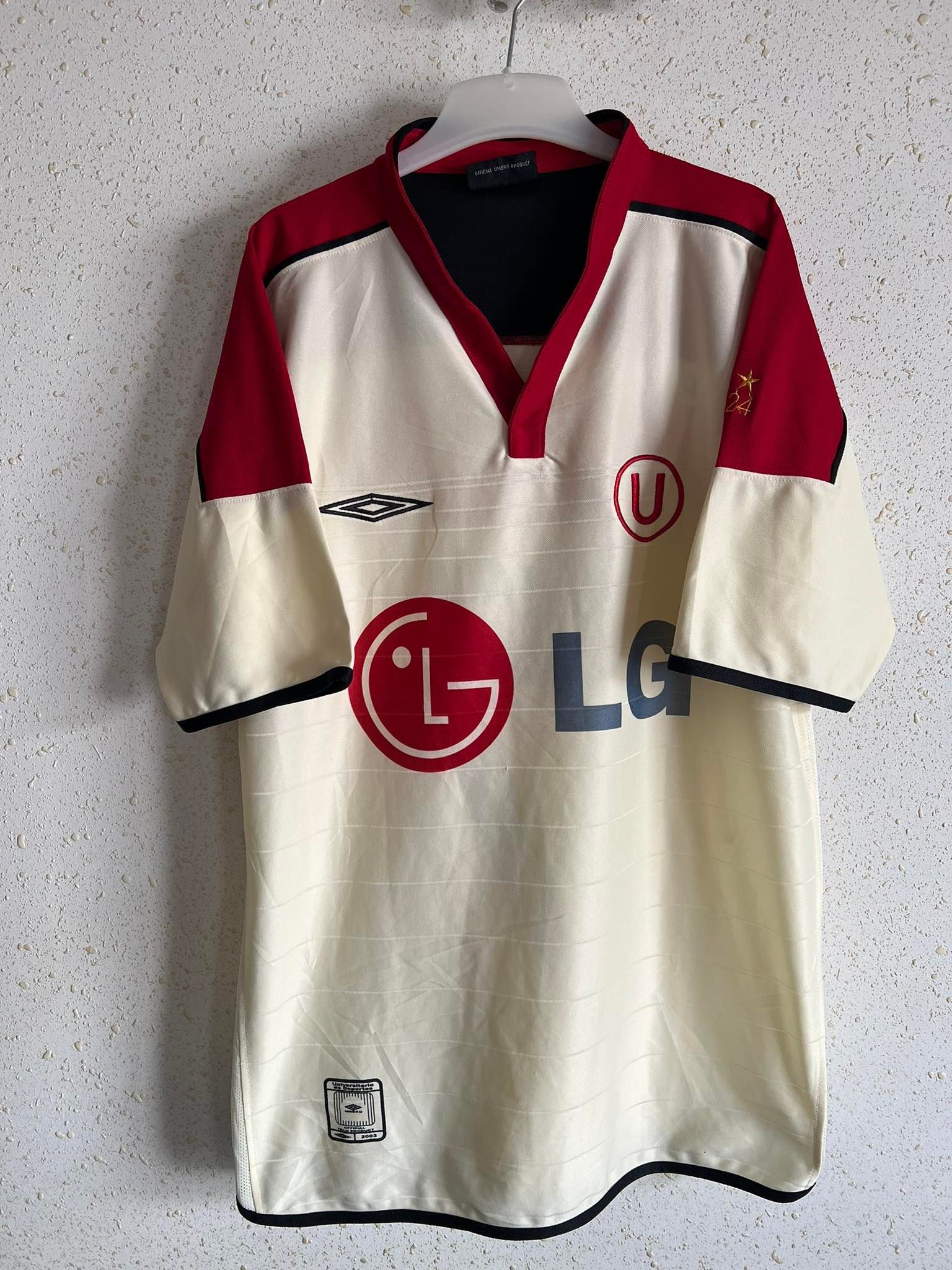 Soccer Jersey Umbro Vintage Universitario Deportes Peru 2003 04 Home shirt UMBRO 7 Grailed