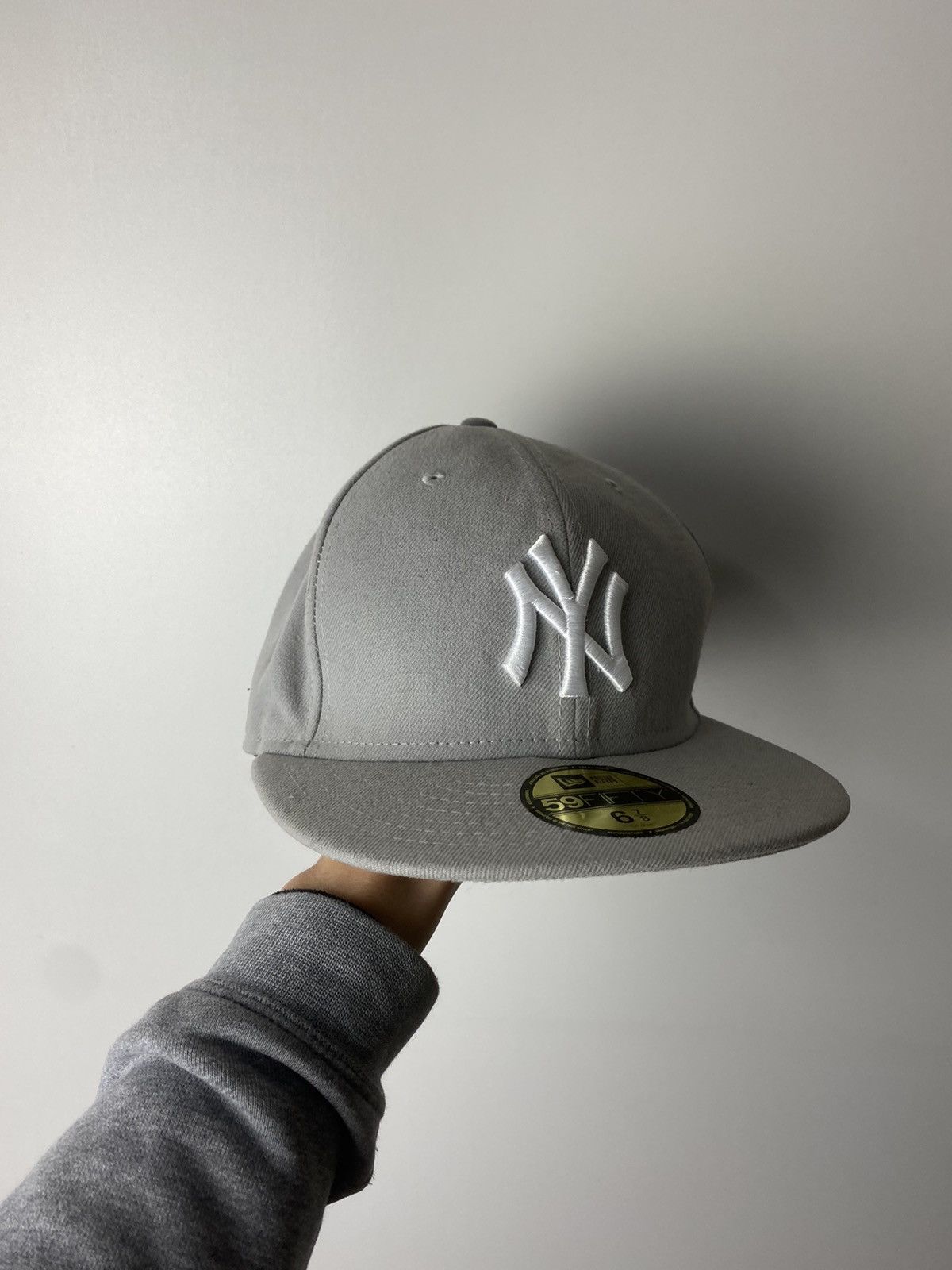 New Era × Vintage New Era vintage hats size OS Size ONE SIZE - 1 Thumbnail