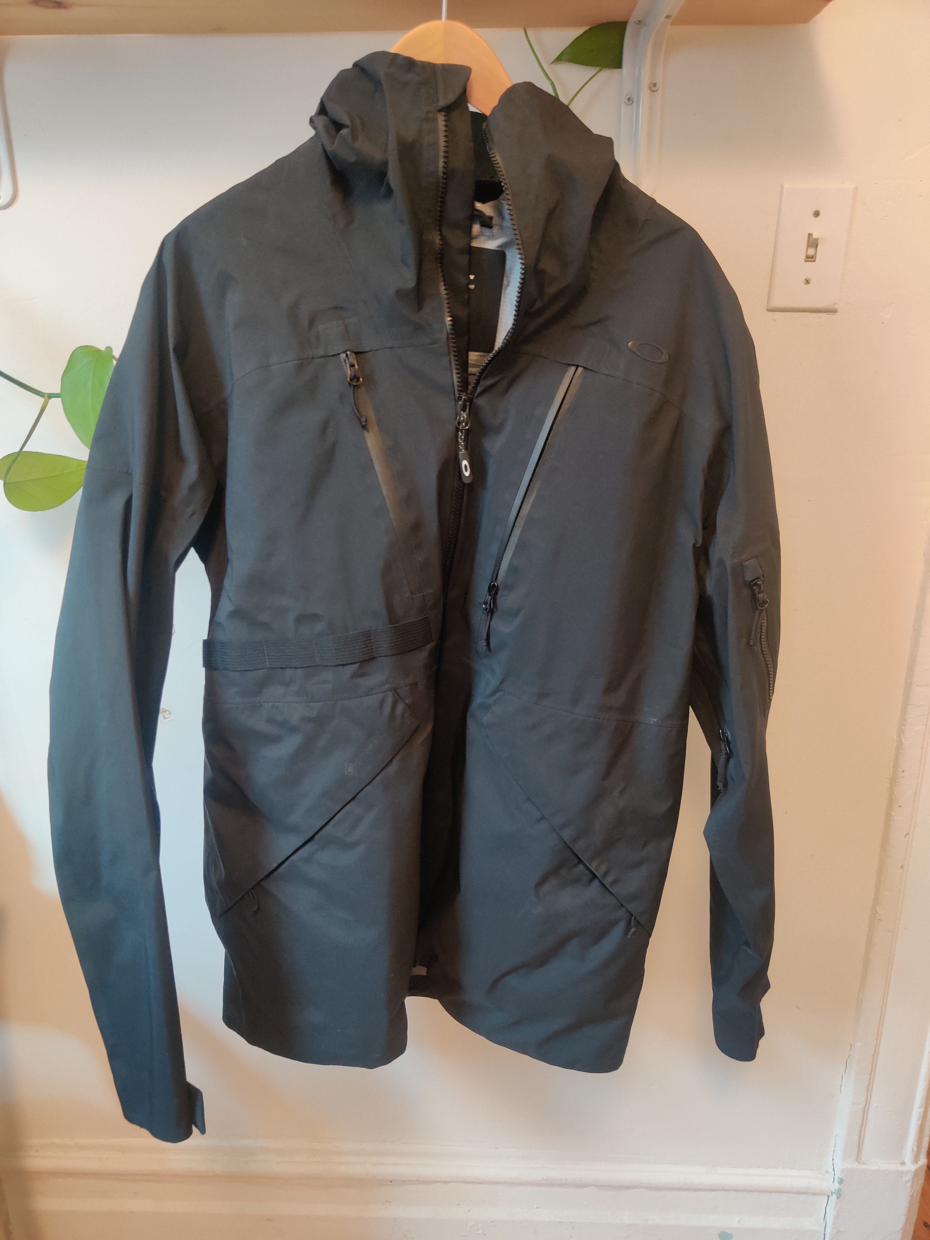 Oakley Oakley Bowls Gore-Tex Pro Shell Jacket Men XL | Grailed Oakley Oakley Bowls Gore-Tex Pro Shell Jacket Men XL | Grailed
