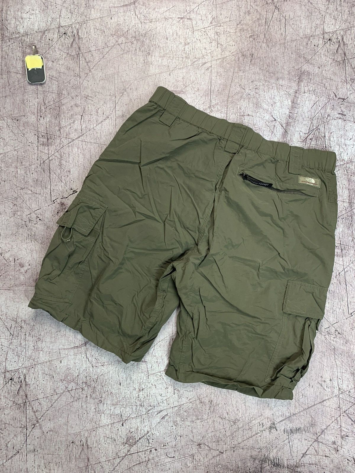 The North Face The North Face TNF Vintage Mens Cargo Shorts Y2K Size US 32 / EU 48 - 1 Thumbnail
