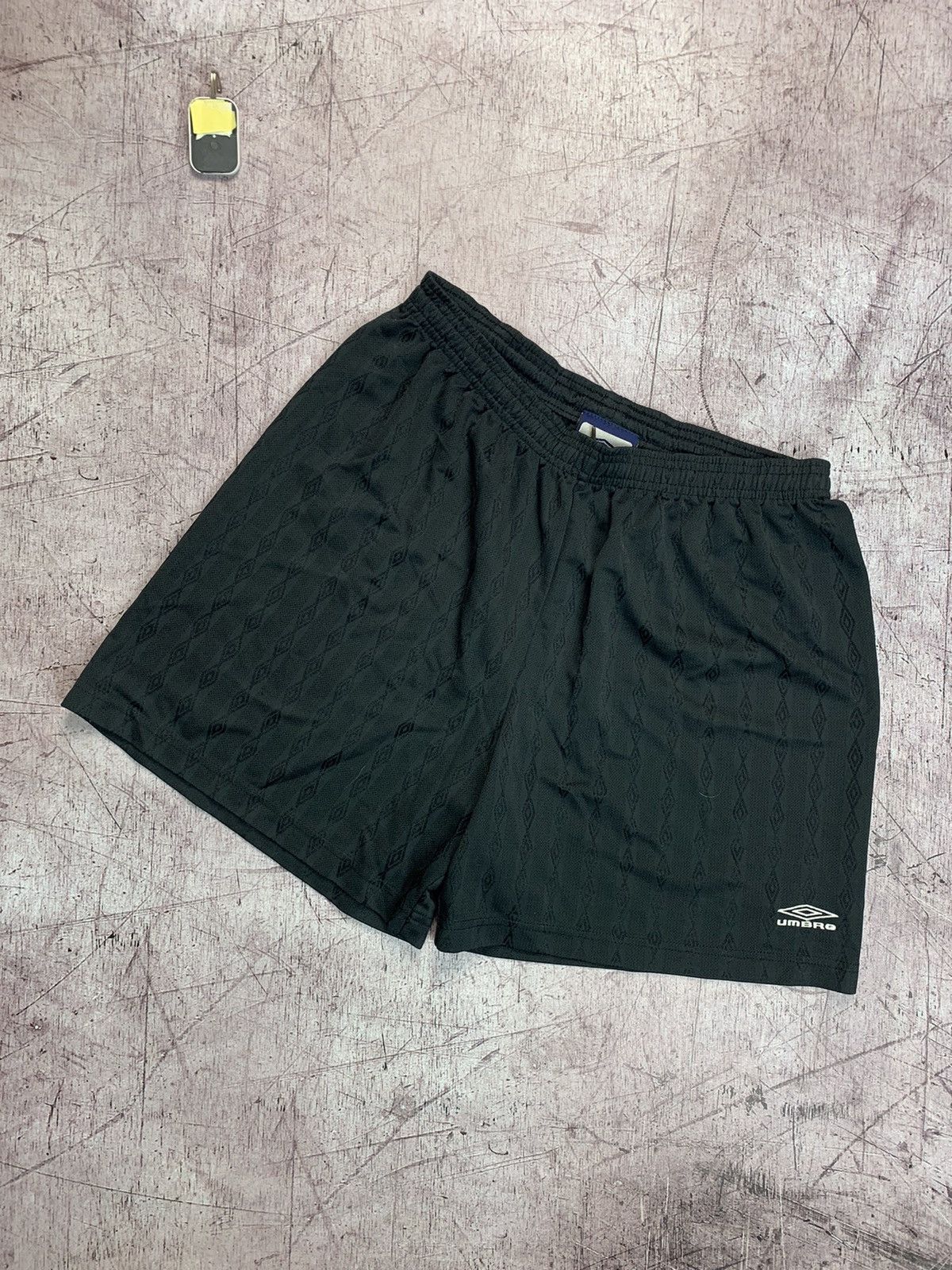 Umbro × Vintage Umbro Vintage Y2K Shorts Size US 34 / EU 50 - 1 Thumbnail