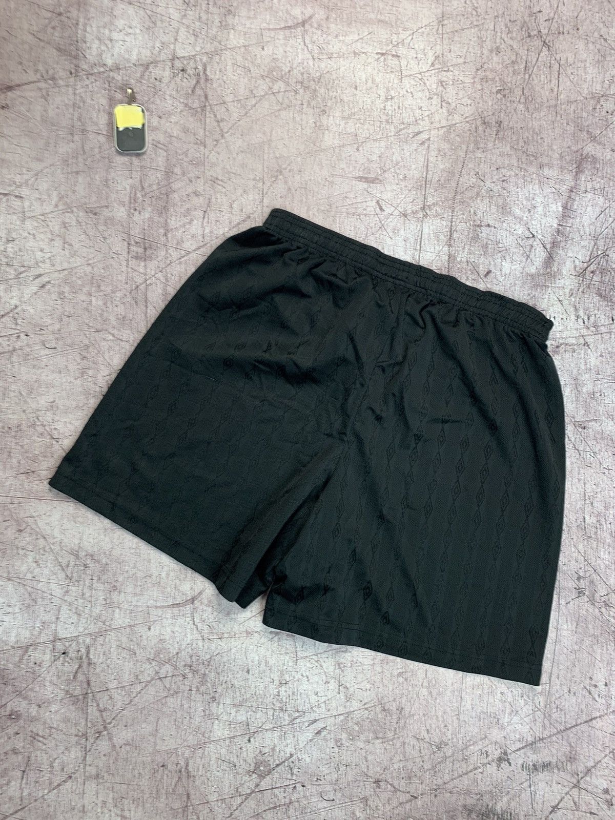Umbro × Vintage Umbro Vintage Y2K Shorts Size US 34 / EU 50 - 2 Thumbnail