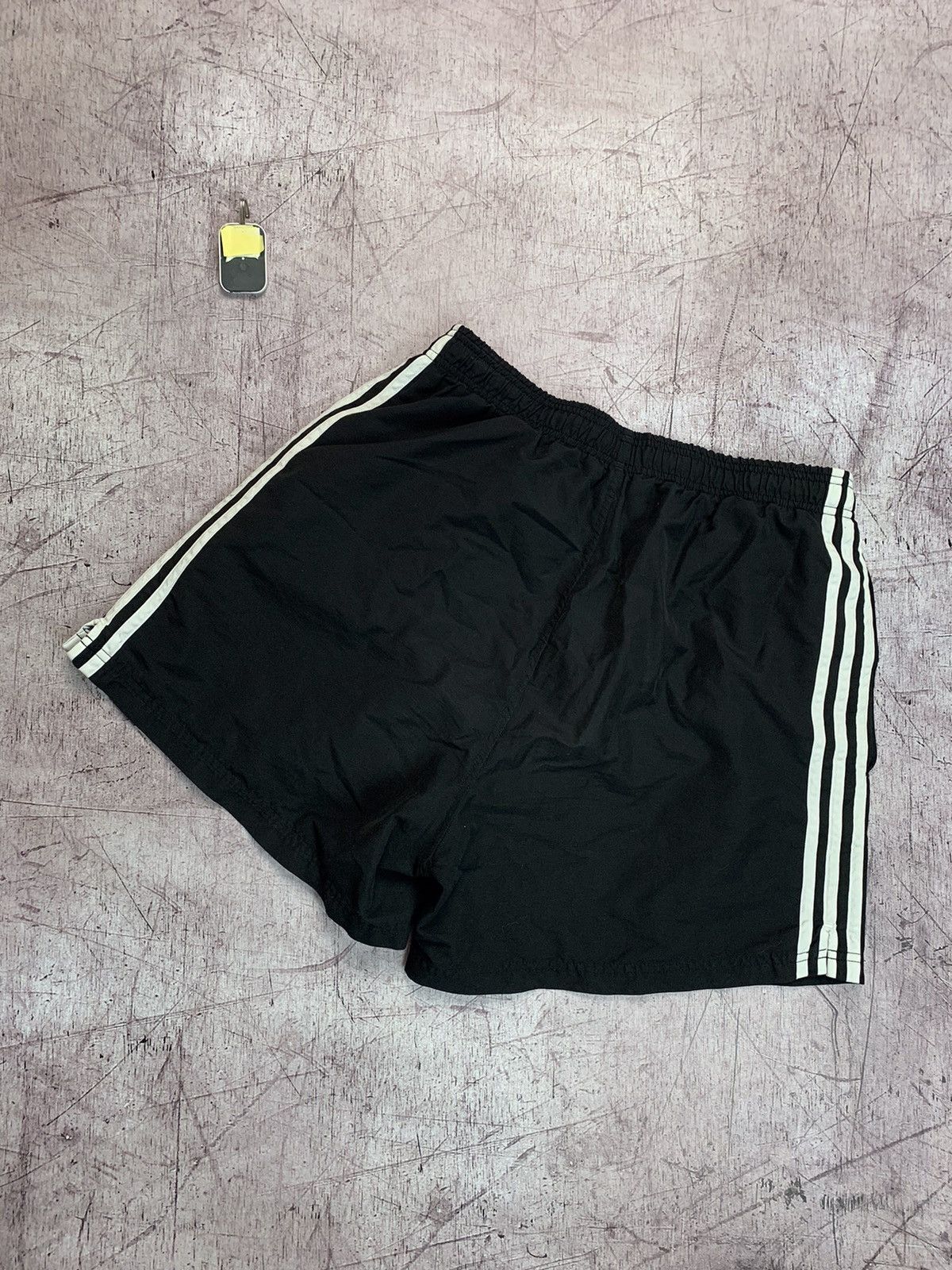 Adidas × Vintage Adidas Vintage Mens Shorts Size US 34 / EU 50 - 2 Thumbnail