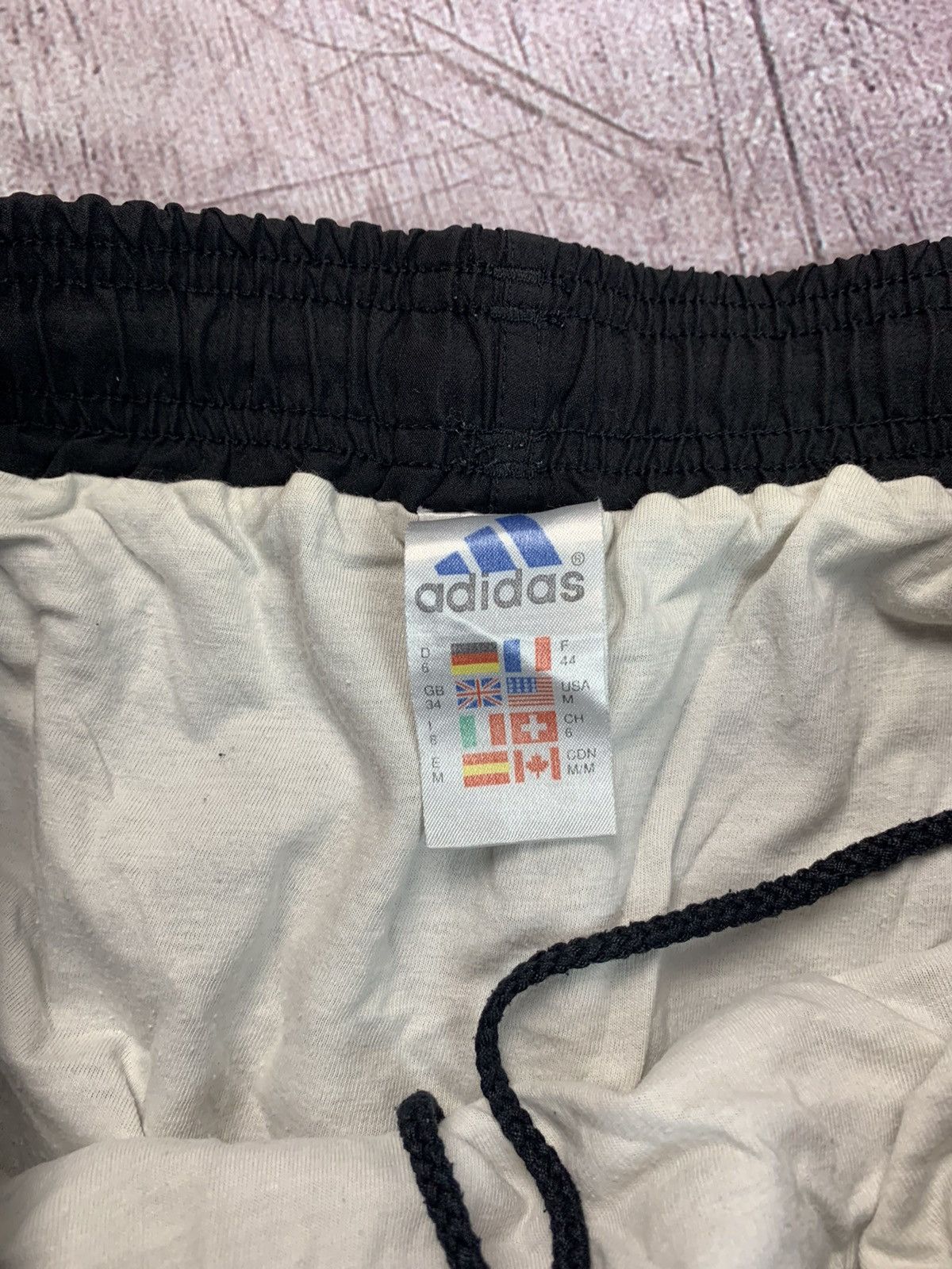 Adidas × Vintage Adidas Vintage Mens Shorts Size US 34 / EU 50 - 5 Thumbnail