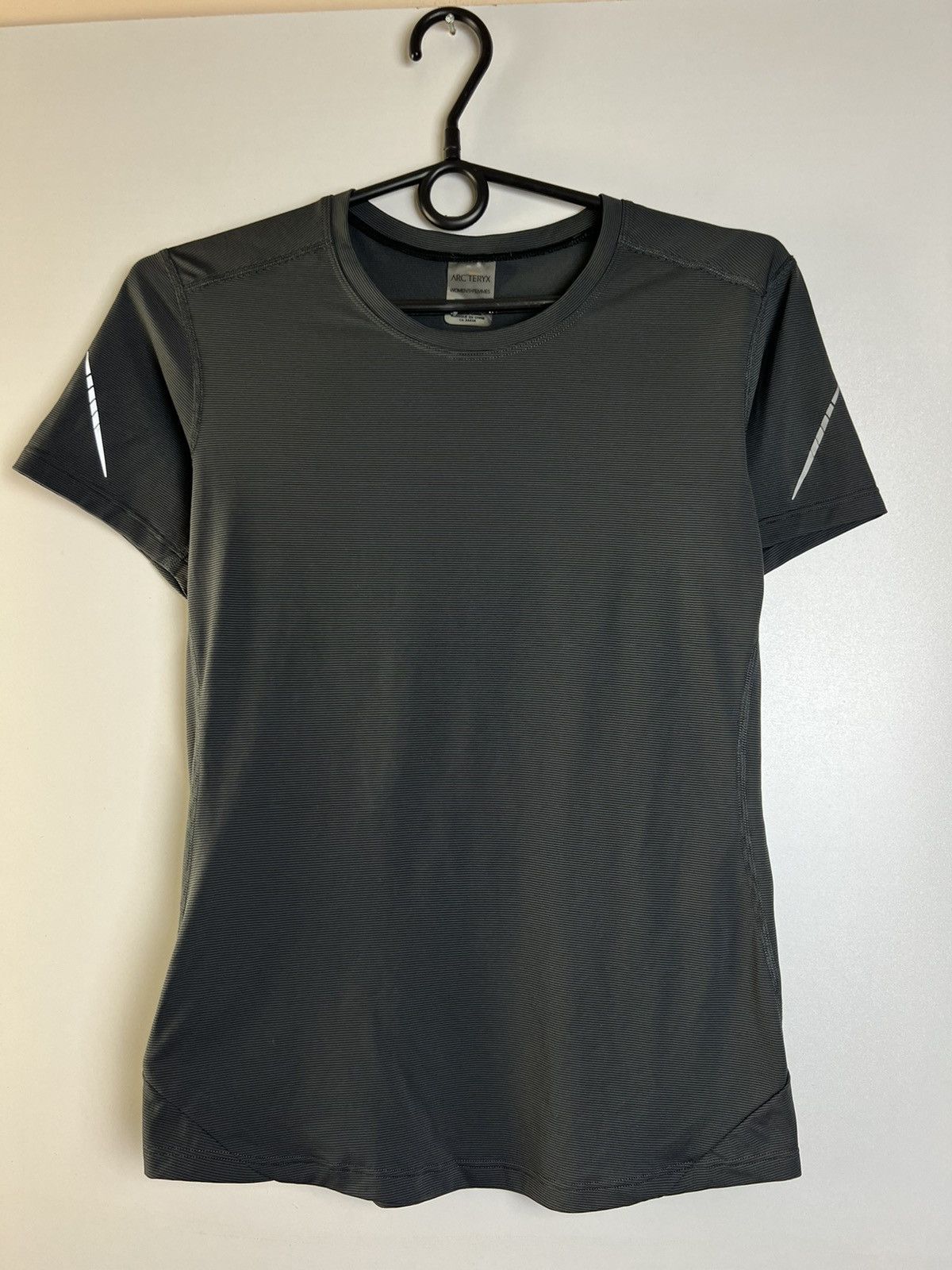 Arc'teryx Arc’teryx wmn t-shirt size S Size S / US 4 / IT 40 - 1 Thumbnail