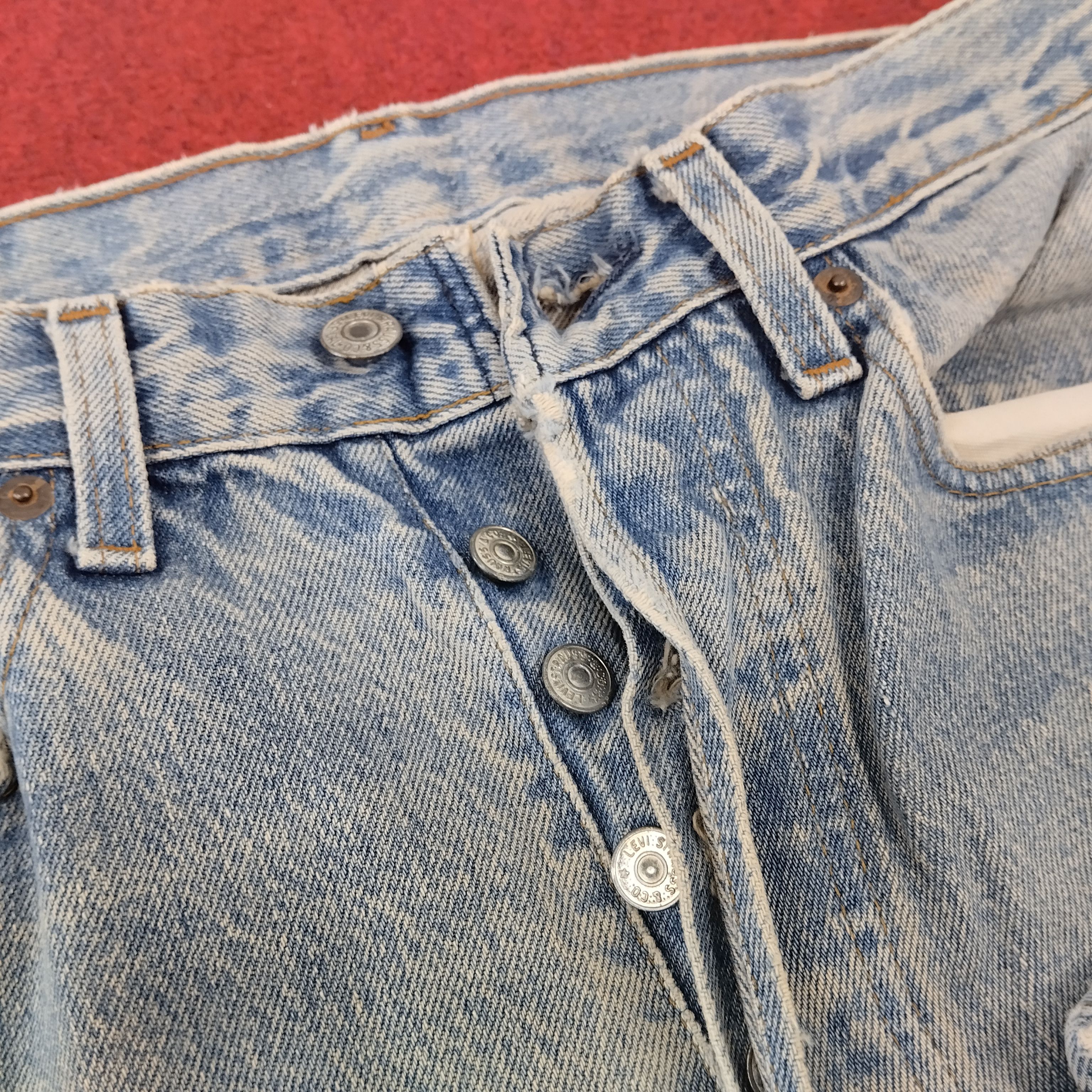 Levi's 501 Distressed Kurt Cobain Denim Pants