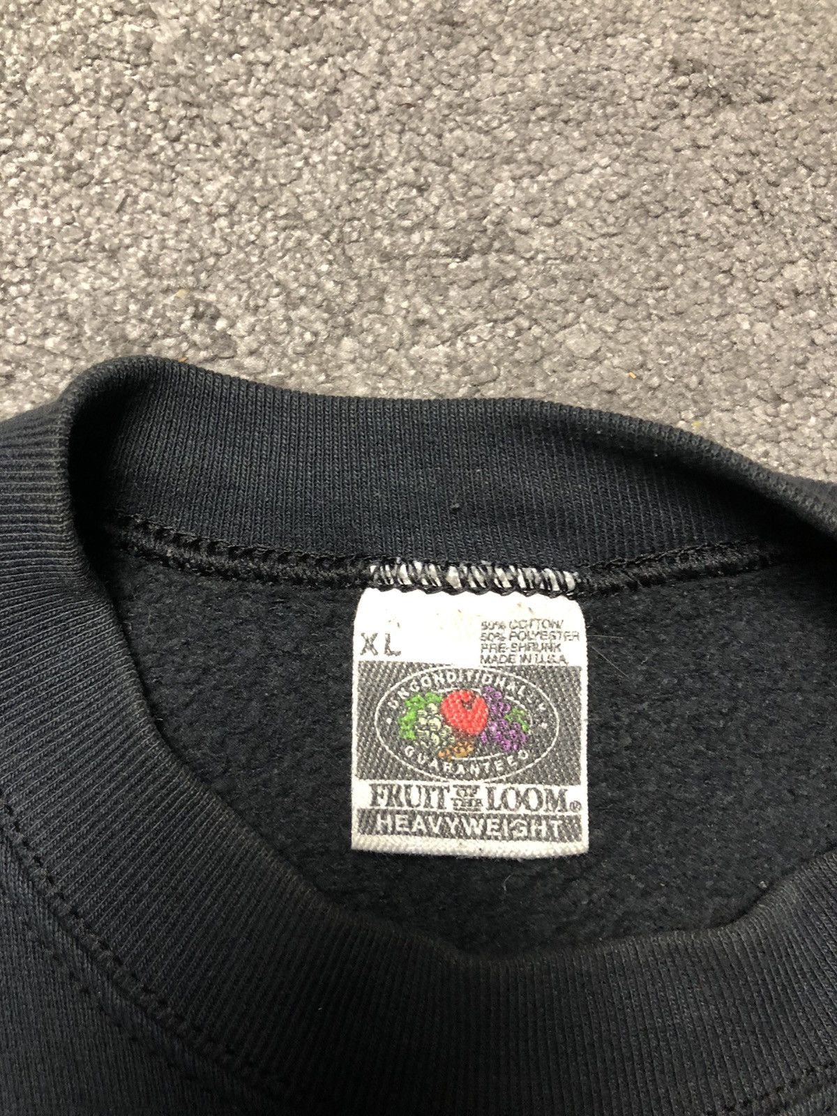 \"90s fruits\" sweatshirt XL USA製 black Fruit of the Loom Crewneck Large Vintage 80s 90s Sweatshirt