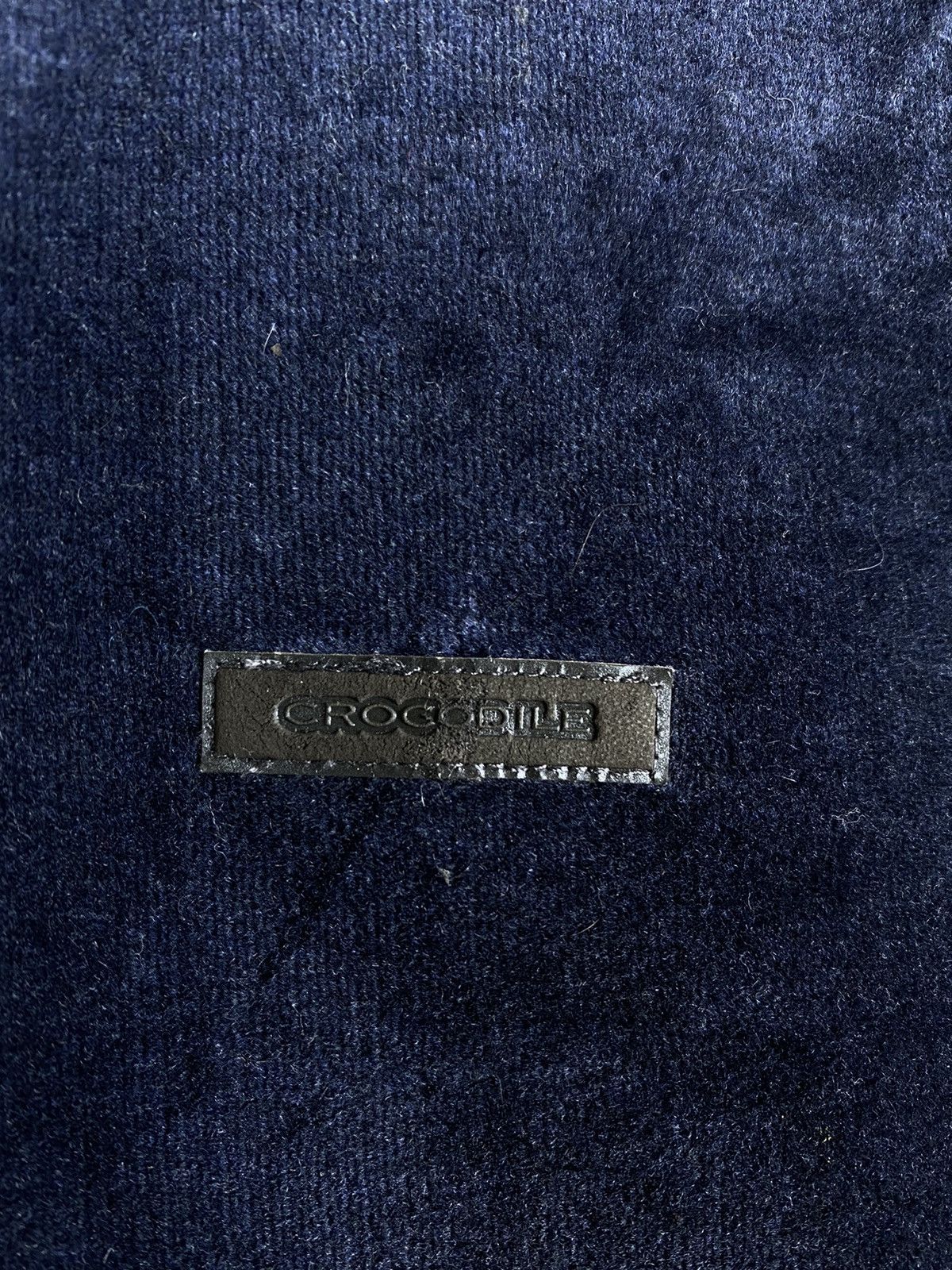 Japanese Brand OFFER 🔥 Vintage 90s Crocodile Zip Up Velvet Jacket Size US M / EU 48-50 / 2 - 3 Thumbnail