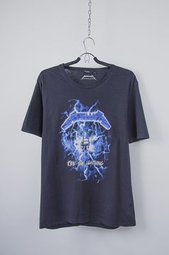 H&M, Shirts, Metallica Ride The Lightning Tshirt Adult Size Xl