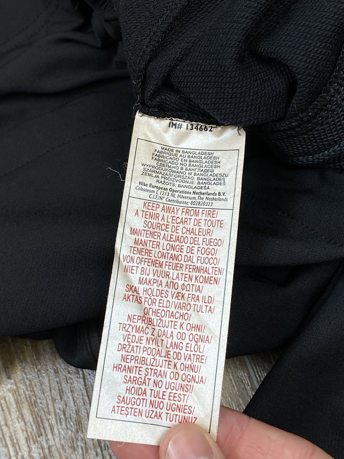 Nike × Nike ACG × Vintage Vintage Nike ACG gorpcore multi pocket black cargo pant Size US 34 / EU 50 - 17 Thumbnail
