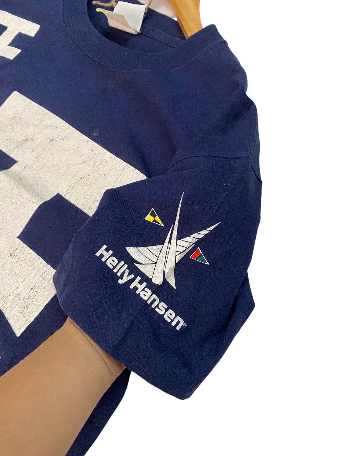 Helly Hansen × Vintage Rare Vintage Helly Hansen Big Logo Tshirt Made In USA Size US M / EU 48-50 / 2 - 7 Thumbnail