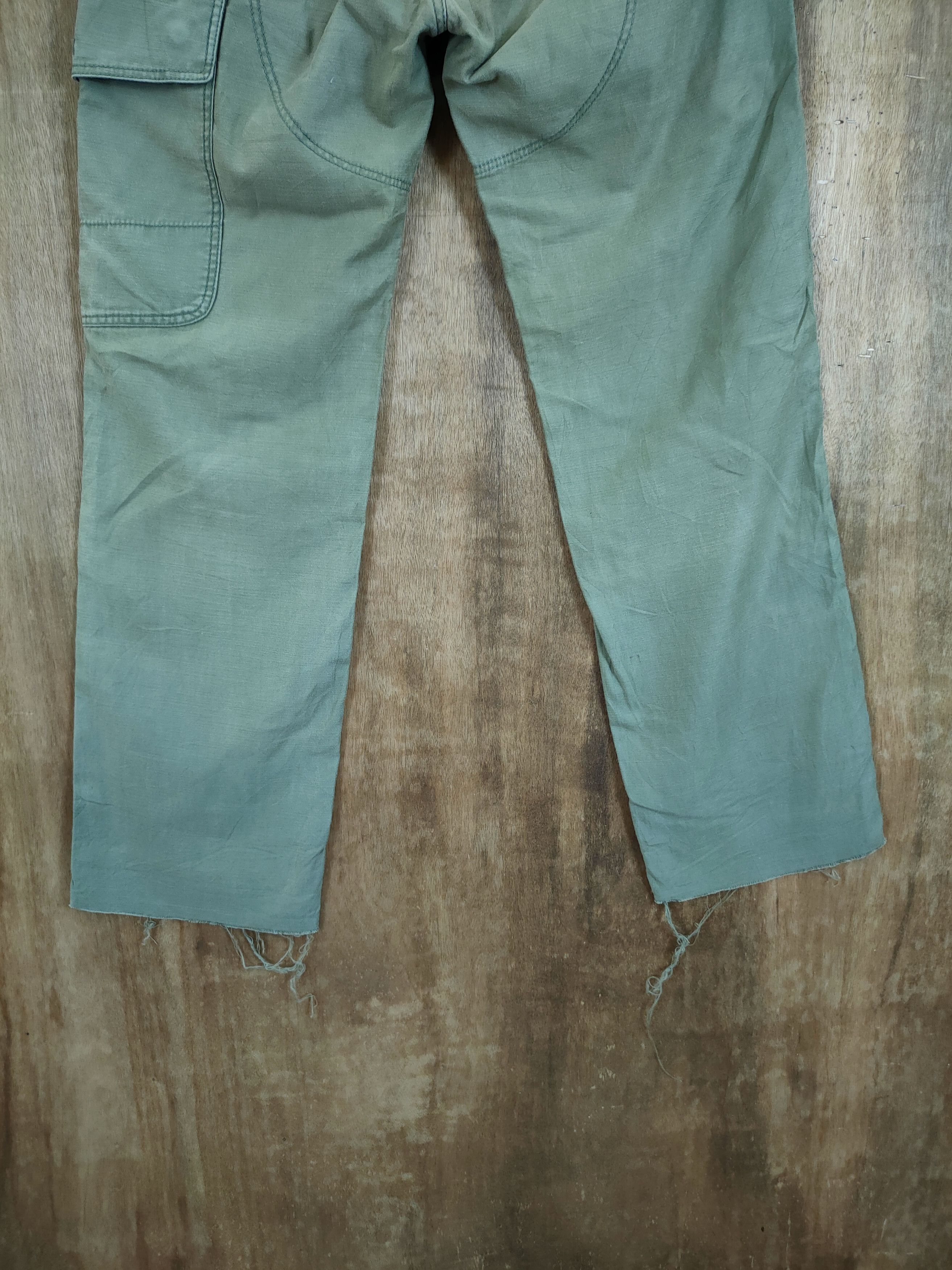 Japanese Brand D Frame Work distressed multipocket cargo pants #46-880 Size US 28 / EU 44 - 8 Thumbnail