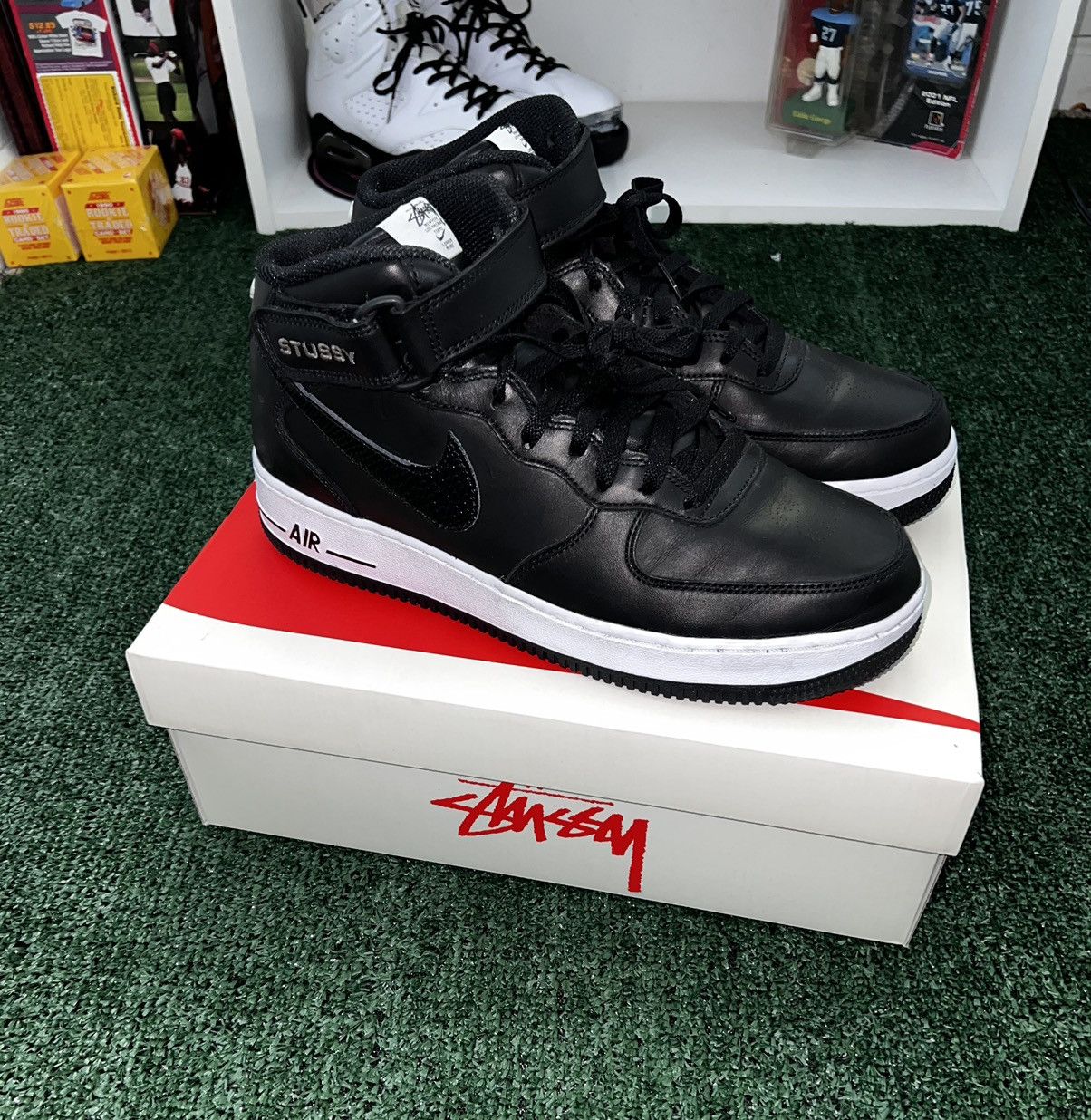 Nike × Stussy Stussy Air Force 1 Mid “Black White” Size US 9.5 / EU 42-43 - 1 Thumbnail