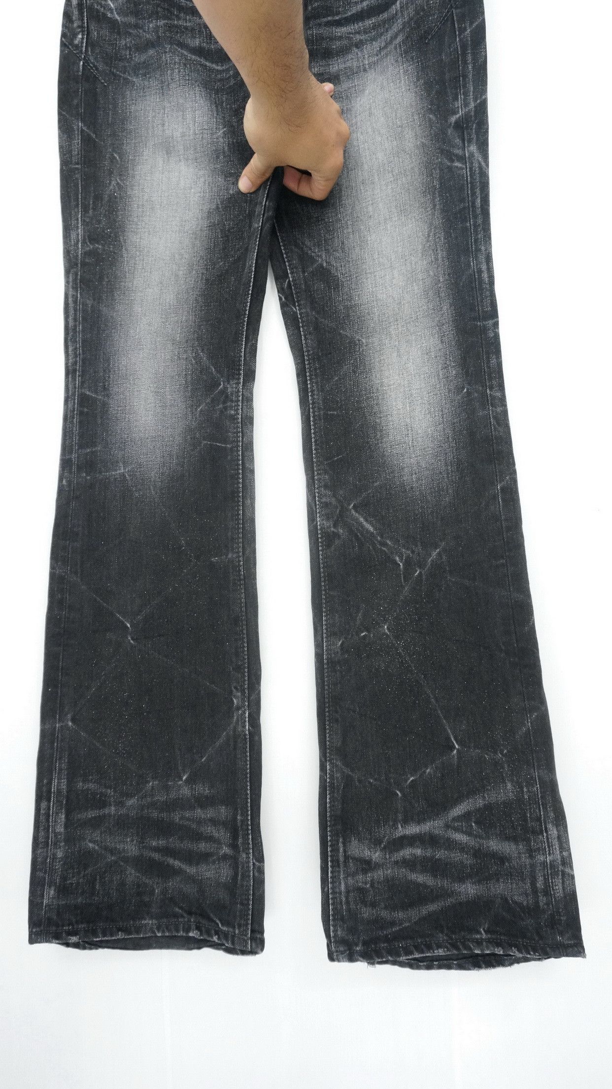 GOSTAR DE FUGA 🎌 GOSTAR DE FUGA Distressed Glitter Tribal Skinny Jeans Size US 31 - 6 Thumbnail