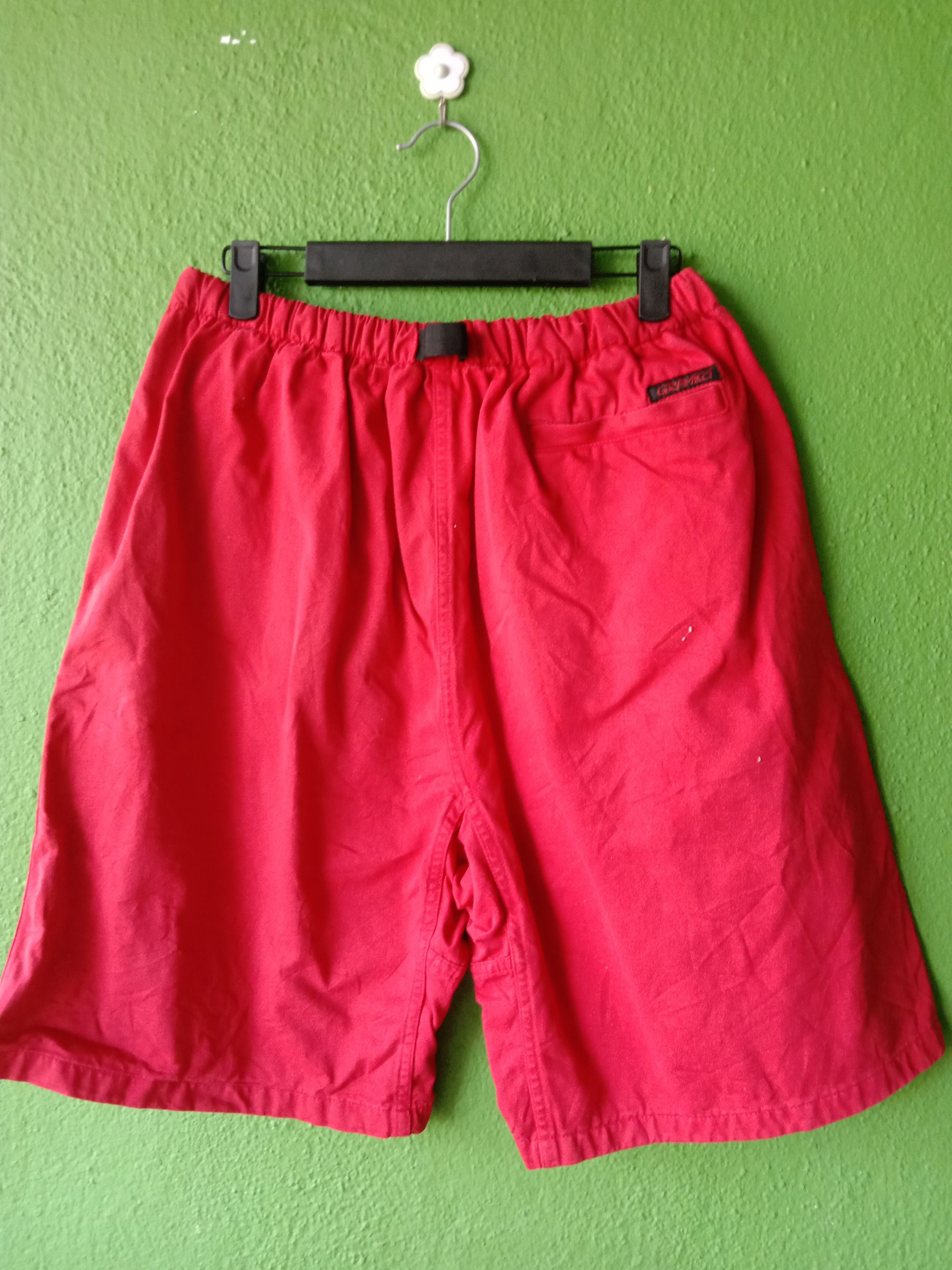 Gramicci Gramicci red colour short pants Size US 32 / EU 48 - 7 Thumbnail
