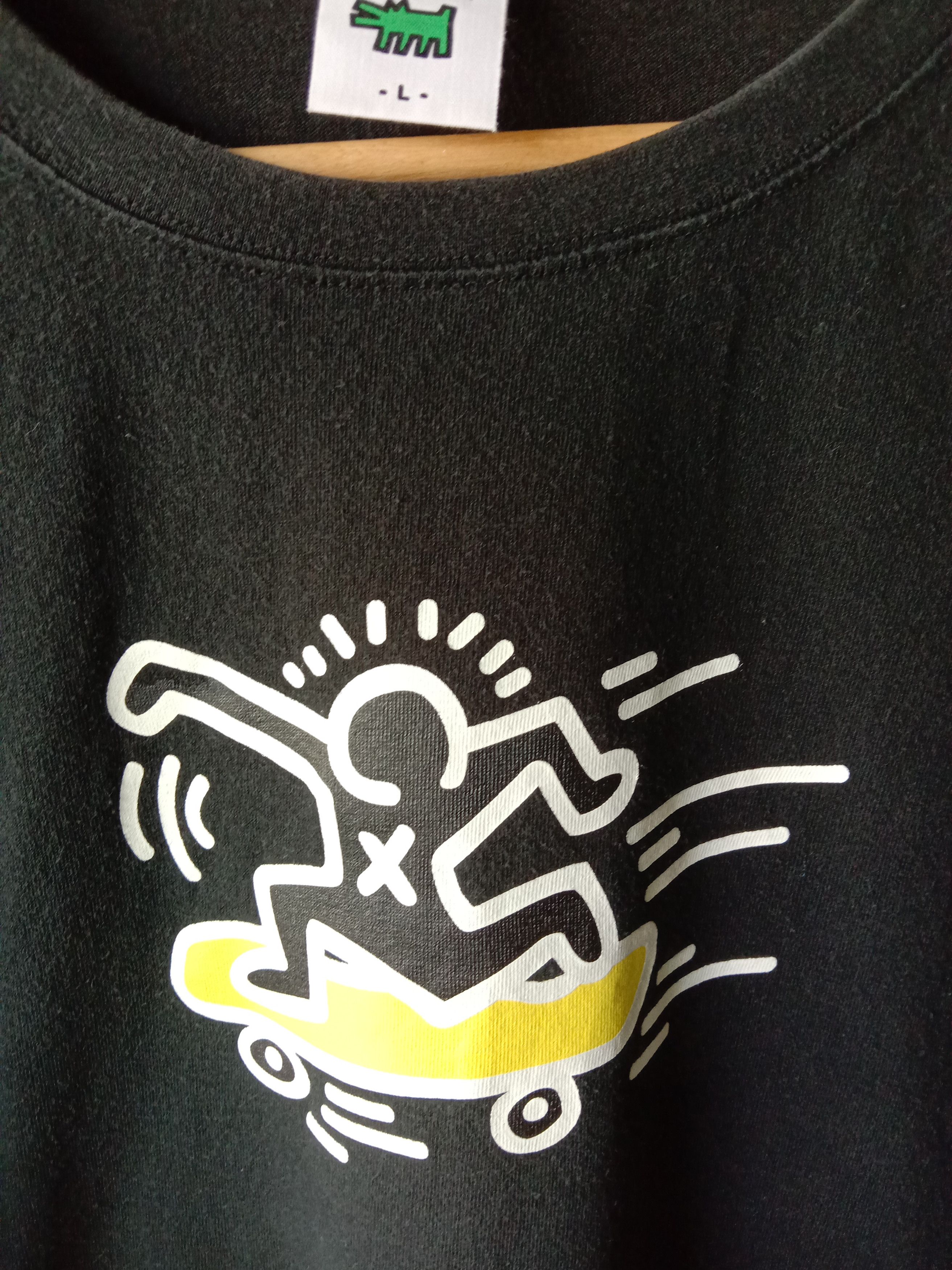 Japanese Brand Vintage uniqlo Keith haring tee Size US L / EU 52-54 / 3 - 6 Thumbnail
