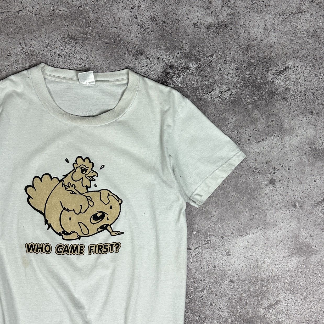 Vintage Vintage 90s Who Came First Humor Sex tee Chicken Egg Y2K Og Size US M / EU 48-50 / 2 - 2 Thumbnail