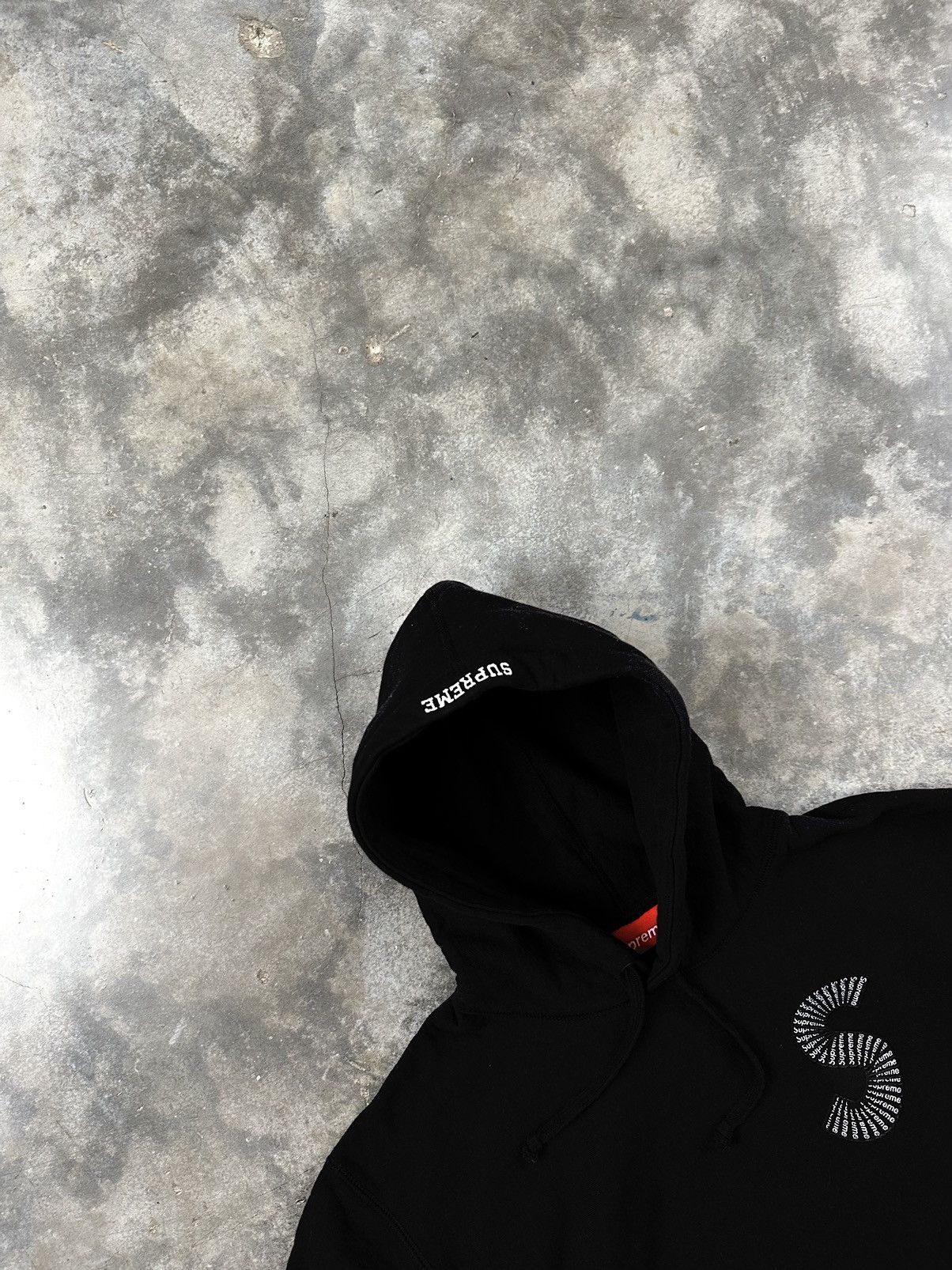 Supreme Supreme S Logo Hooded Sweatshirt (FW20) Black Sz. Medium 
