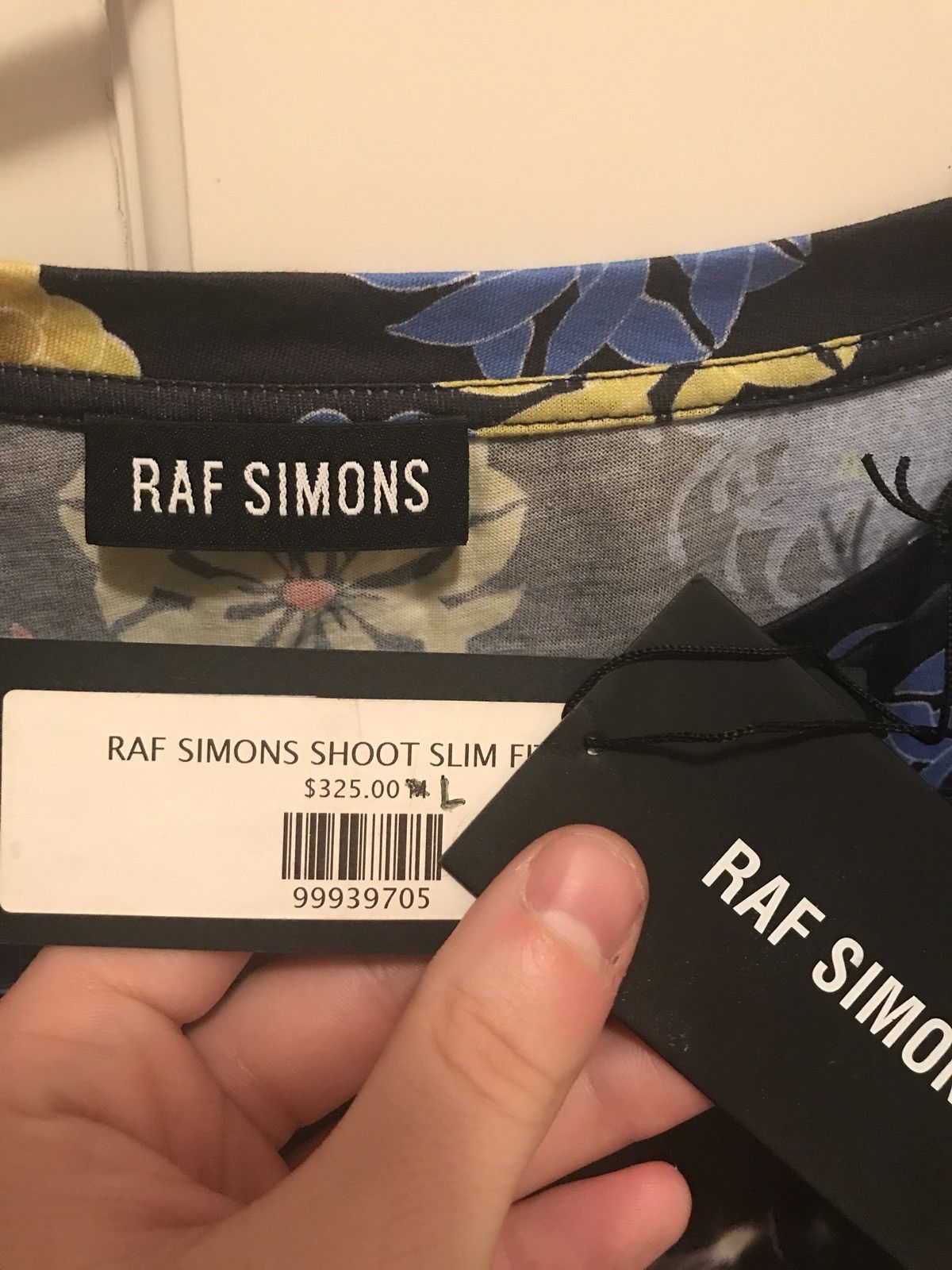 Raf Simons Raf Simons Shoot Floral Tee Size US L / EU 52-54 / 3 - 3 Thumbnail