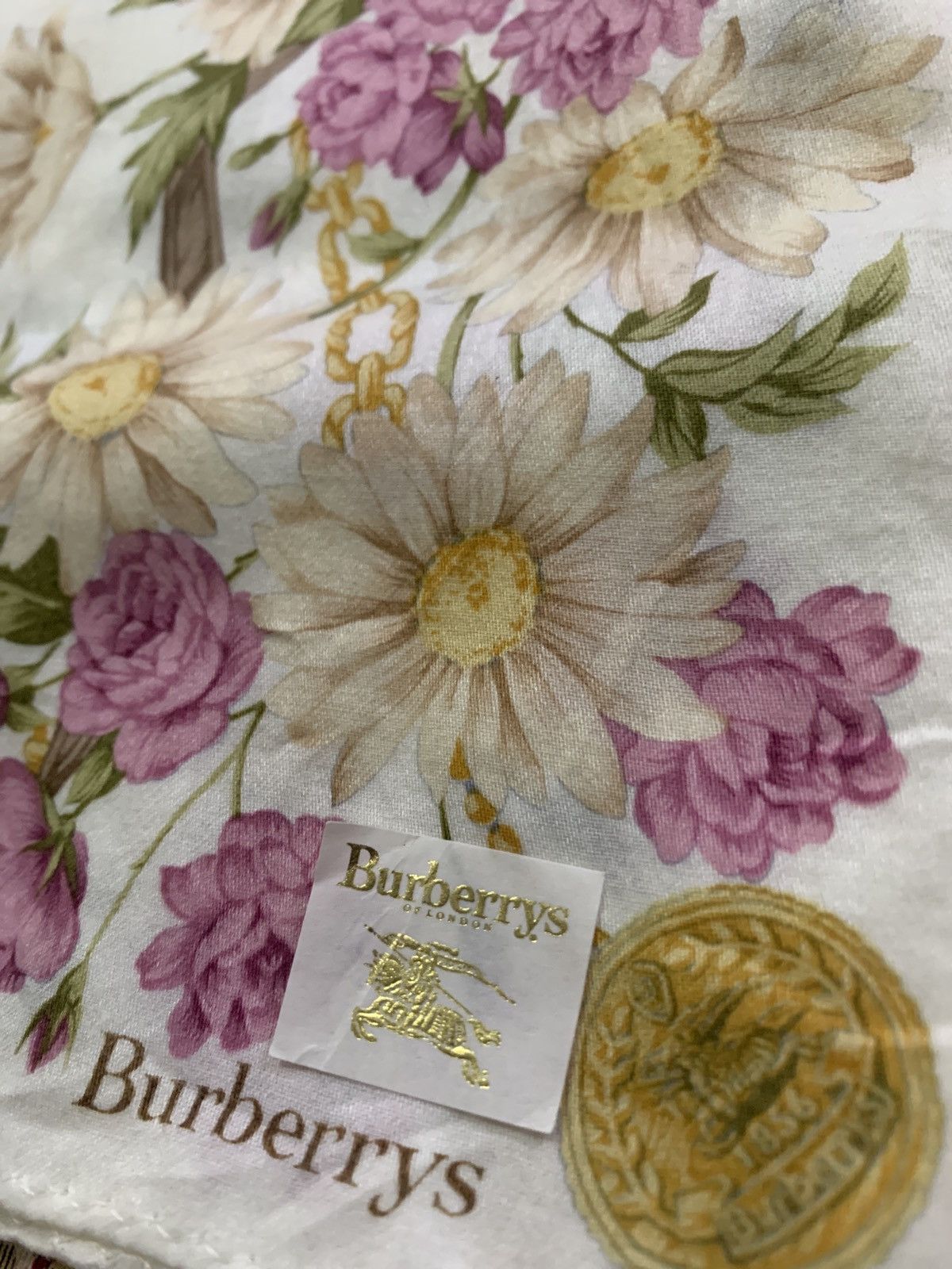 Burberry Burberrys Handkerchief Pocketsquares Size ONE SIZE - 10 Thumbnail
