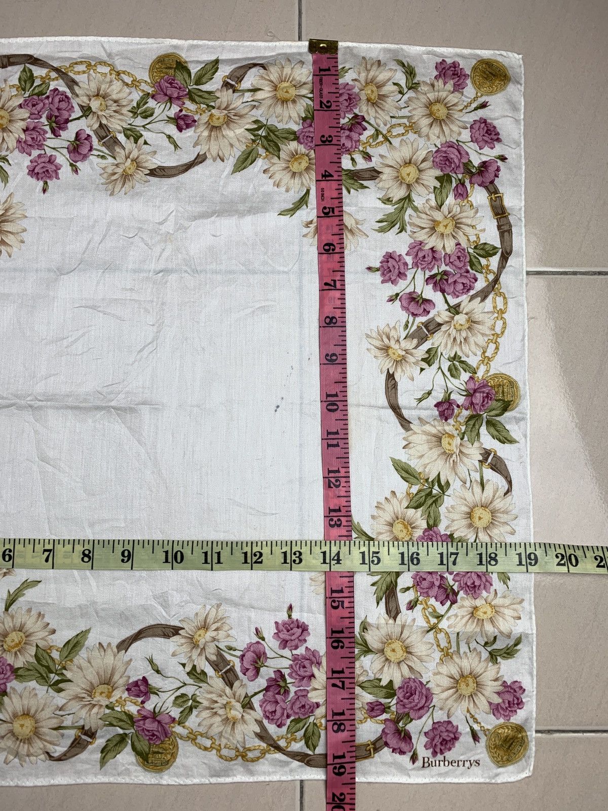 Burberry Burberrys Handkerchief Pocketsquares Size ONE SIZE - 8 Thumbnail
