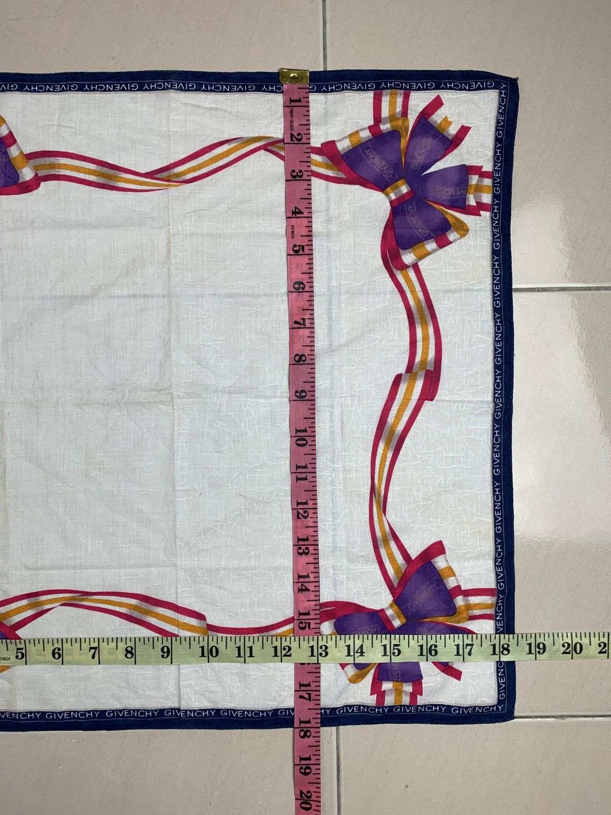 Designer Givenchy Handkerchief Pocketsquares Size ONE SIZE - 8 Thumbnail