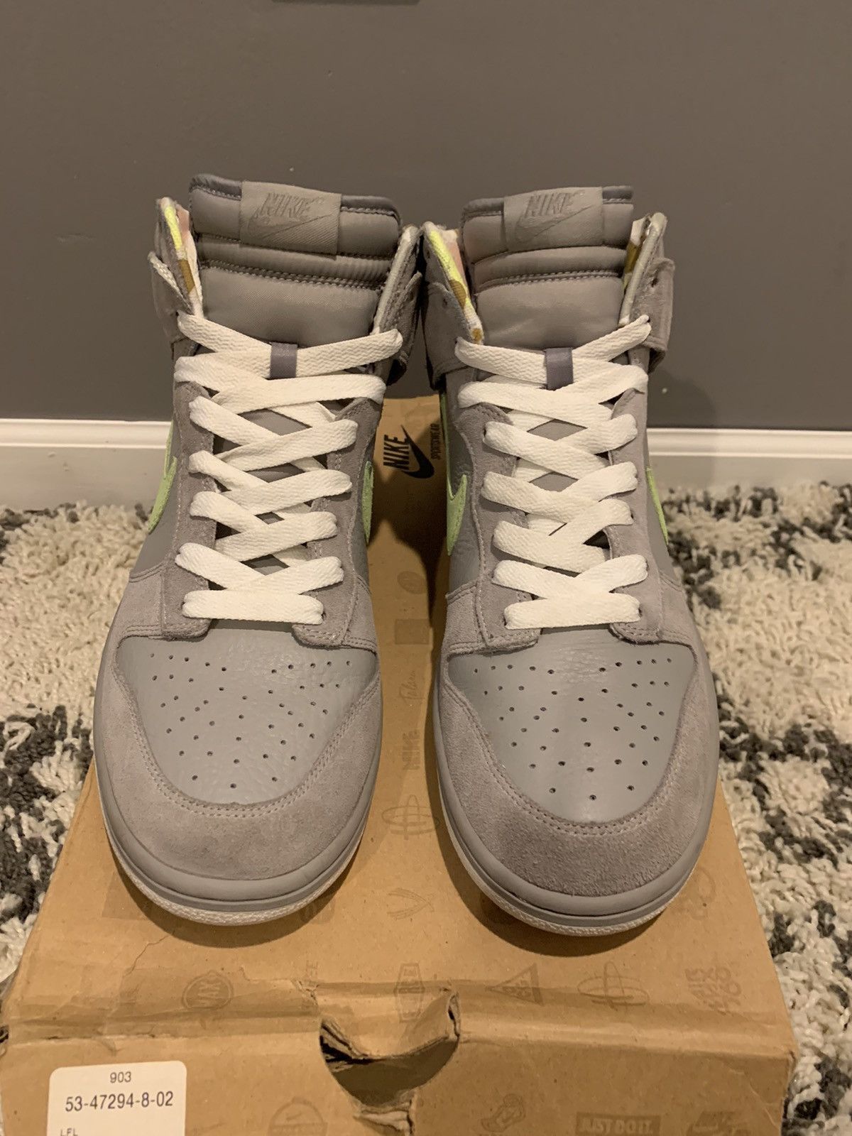 Nike Nike Dunk High “Liquid Lime” 2008 Size US 10.5 / EU 43-44 - 2 Thumbnail