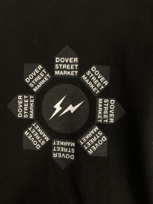 Fragment Design DSM Dover Street Market x Fragment Design Tee size