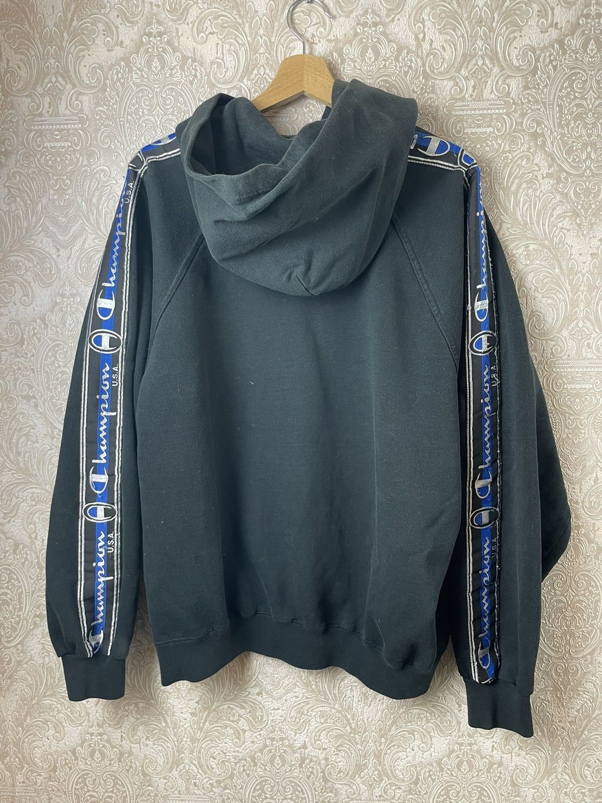 Champion × Vintage Vintage Striped Champion Hoodie big logo y2k Size US XL / EU 56 / 4 - 5 Thumbnail