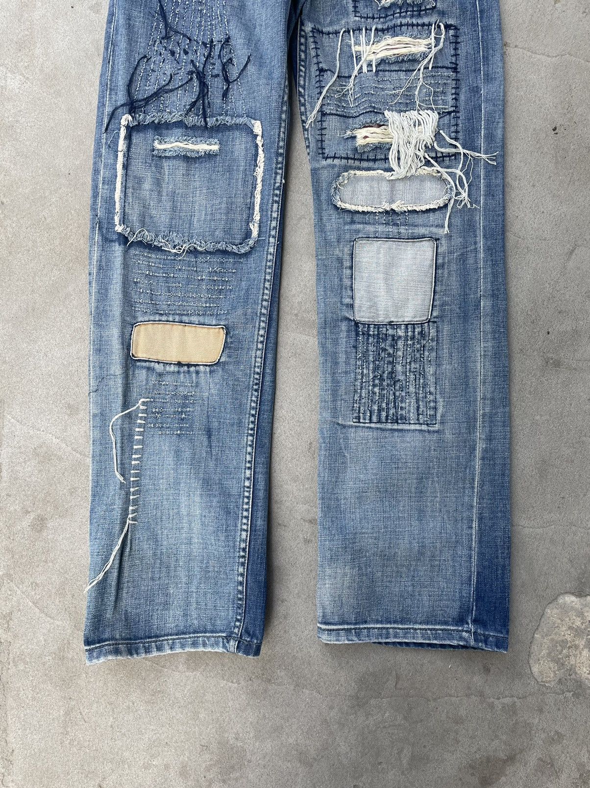 Japanese Brand Vintage Japanese Jeans Patchwork Distressed RARE Size US 30 / EU 46 - 6 Thumbnail