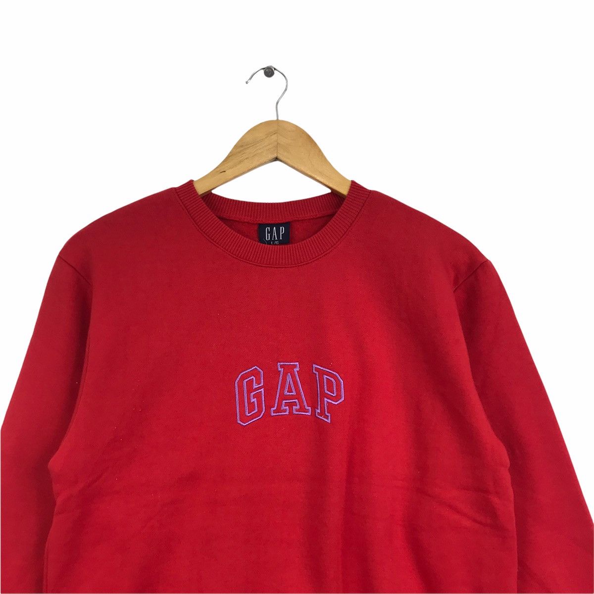 Gap Vintage GAP EMBROIDERED Red Sweatshirt Size US L / EU 52-54 / 3 - 3 Thumbnail