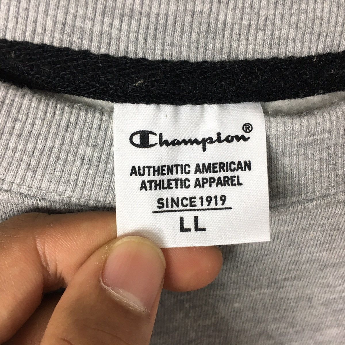 Champion CHAMPION SCRIPT Small Logo Sportswear Streetwear Sweatshirt Size US L / EU 52-54 / 3 - 3 Thumbnail