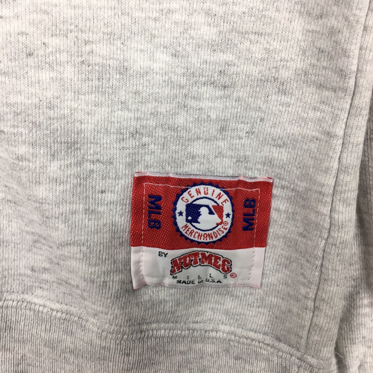 Vintage Vintage 90s WHITE SOX CHICAGO Mlb Nutmeg Mills White Hoodie Size US L / EU 52-54 / 3 - 3 Thumbnail
